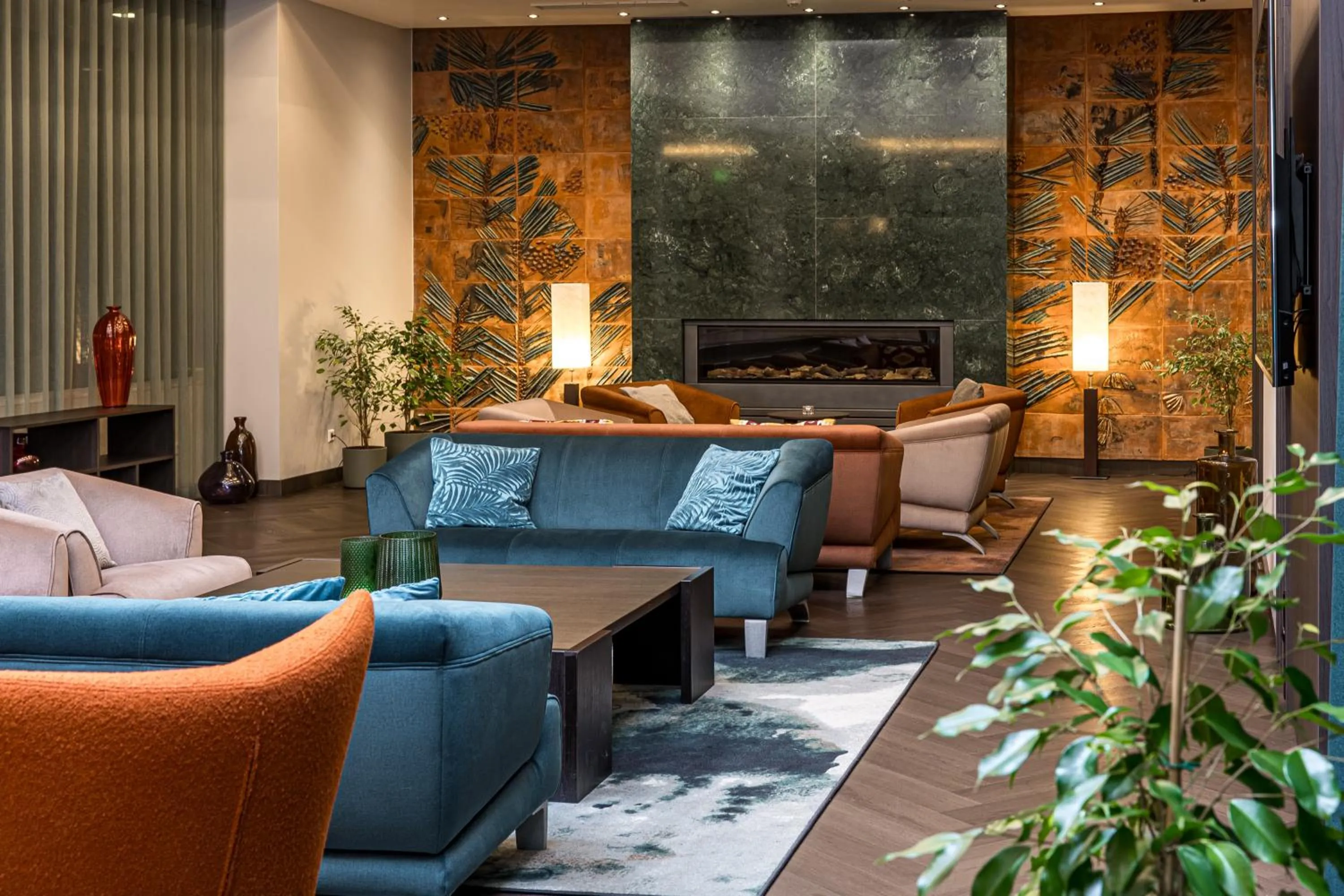 Communal lounge/ TV room in Mercure Palanga Vanagupe Resort & SPA