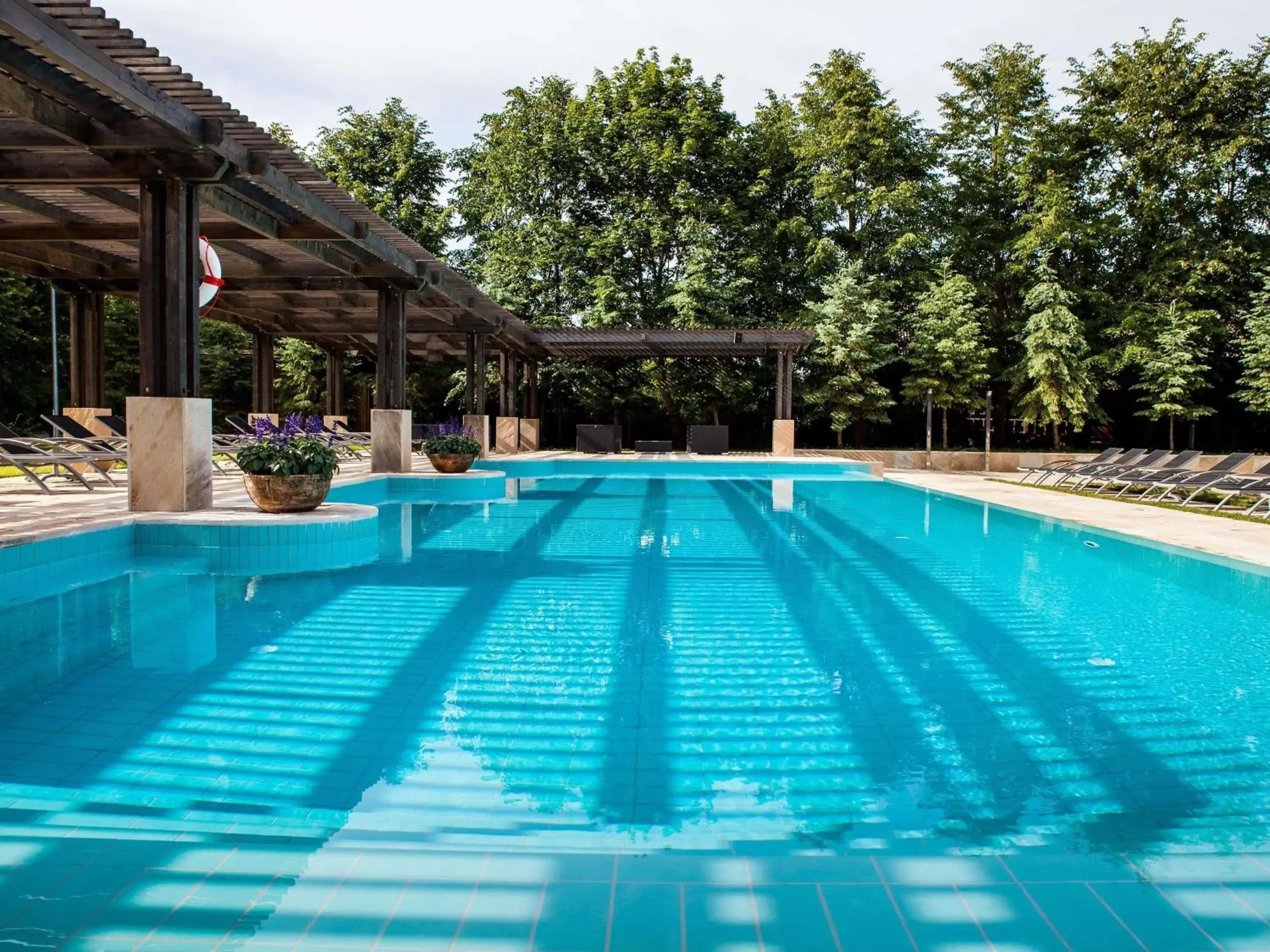 Pool view in Mercure Palanga Vanagupe Resort & SPA Pool view in Mercure Palanga Vanagupe Resort & SPA