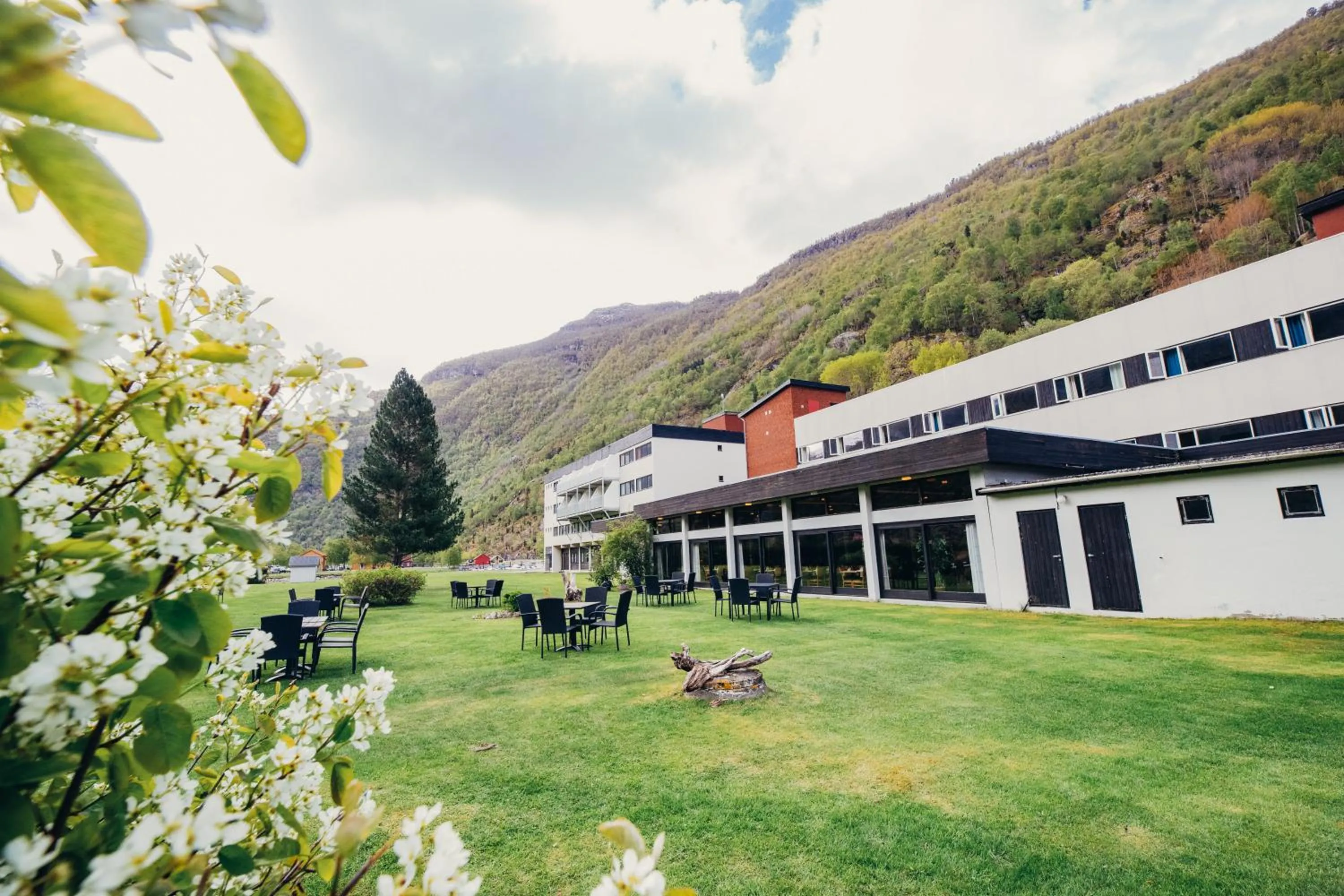 Property building in Lærdal Hotel