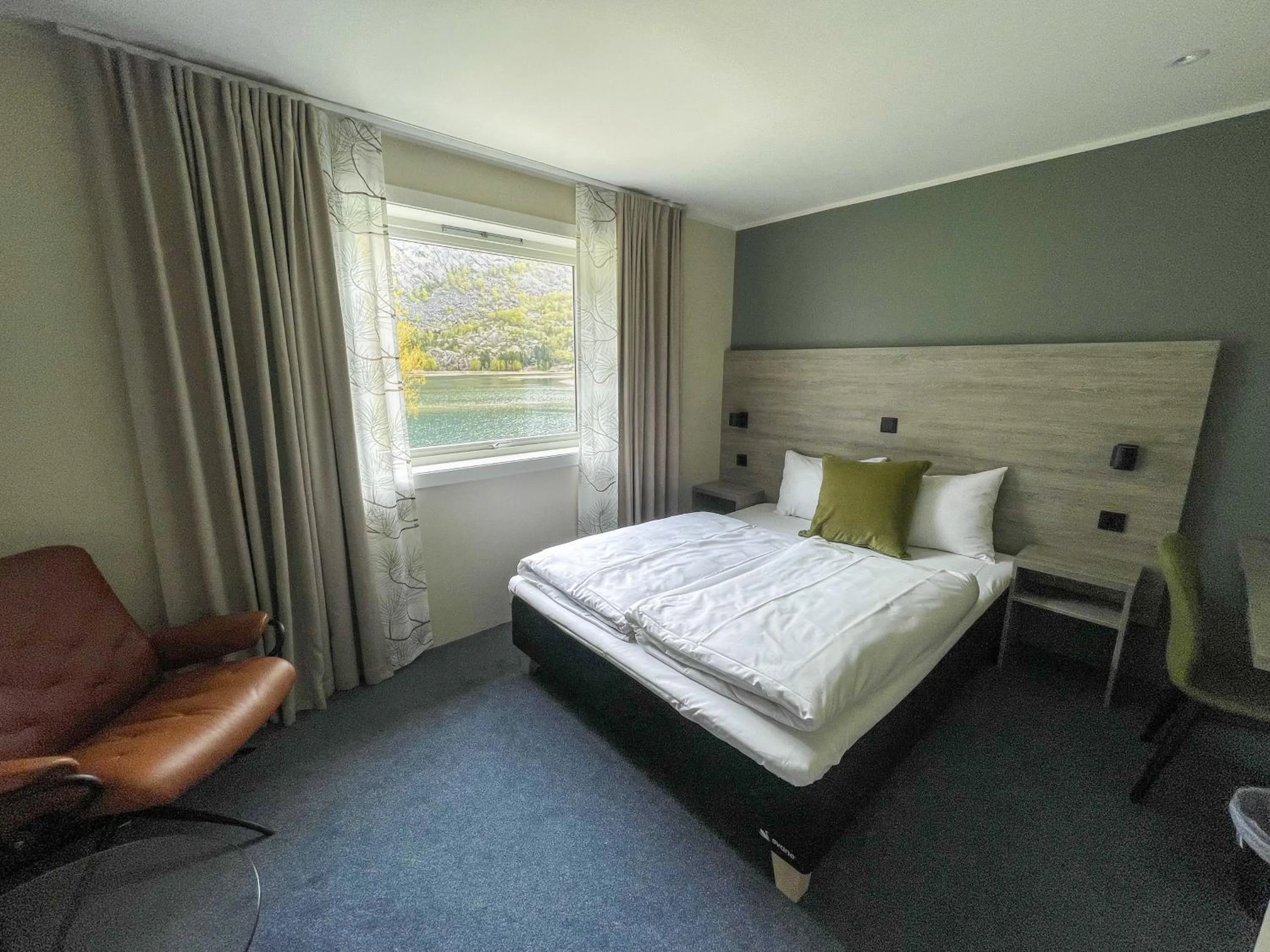 TV and multimedia, Bed in Lærdal Hotel