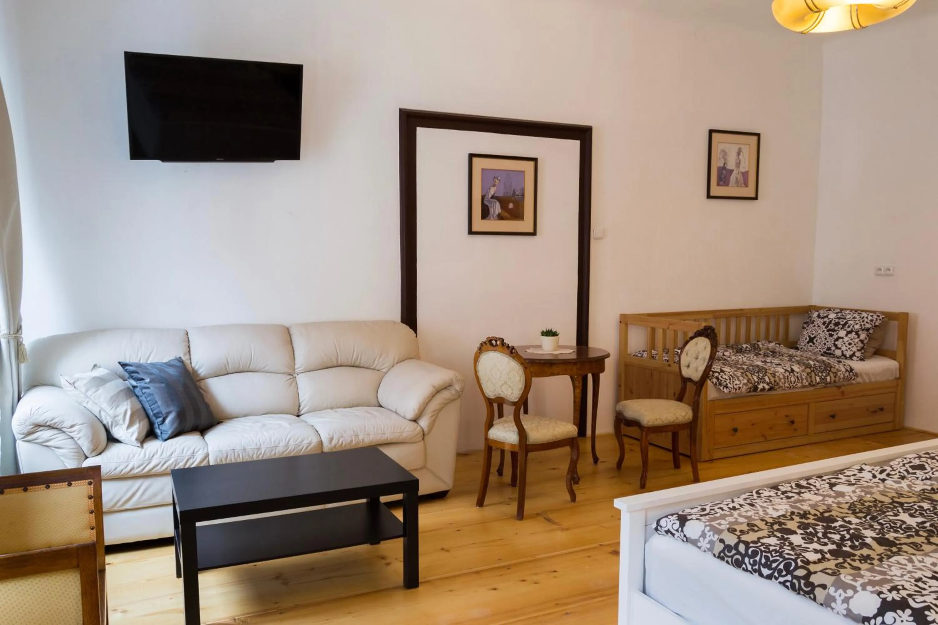 Photo of the whole room, Bed in B&B Krumlov