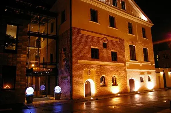 Property building in Daugirdas Old City Hotel Property building in Daugirdas Old City Hotel