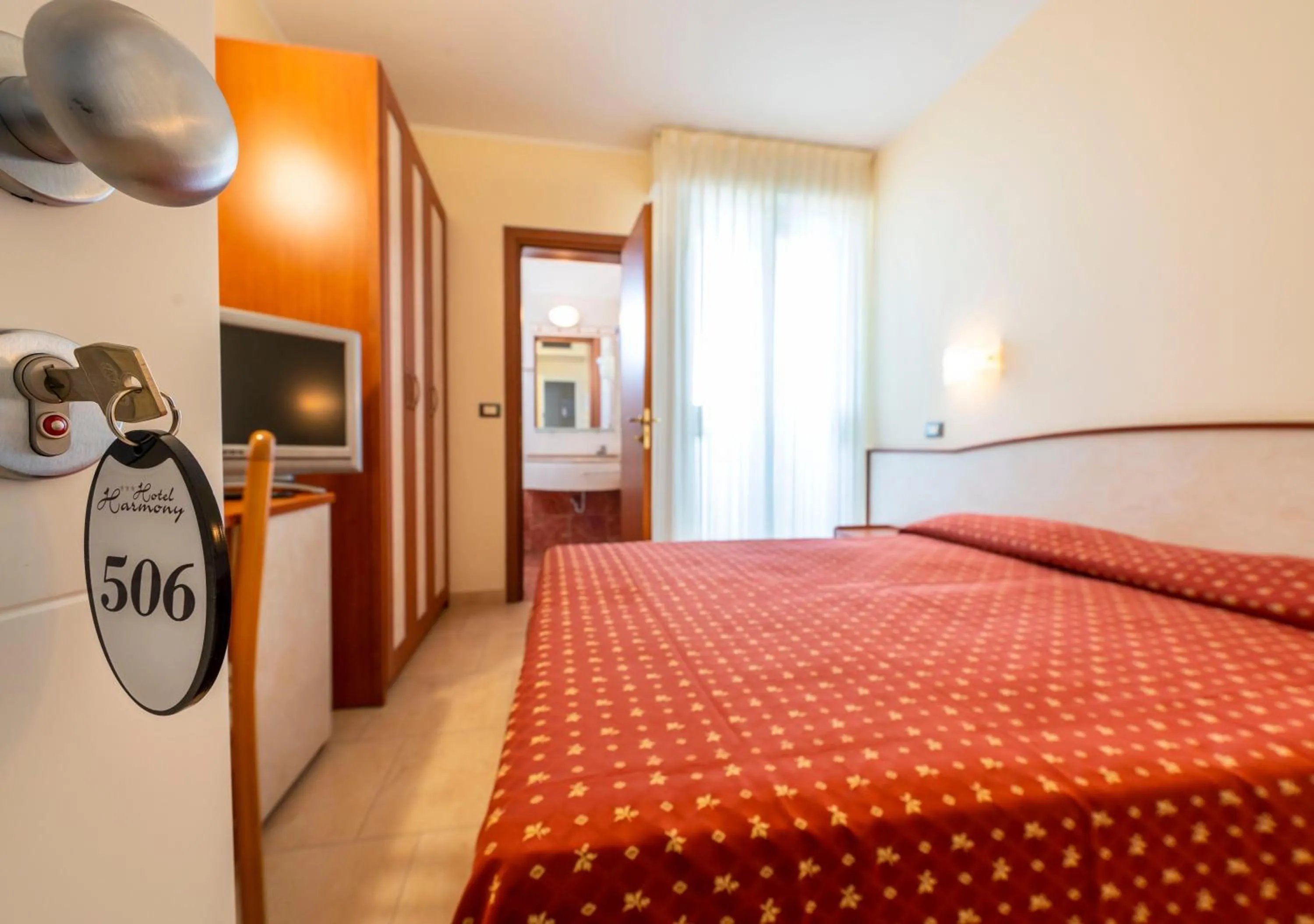 Bedroom, Bed in Hotel Harmony