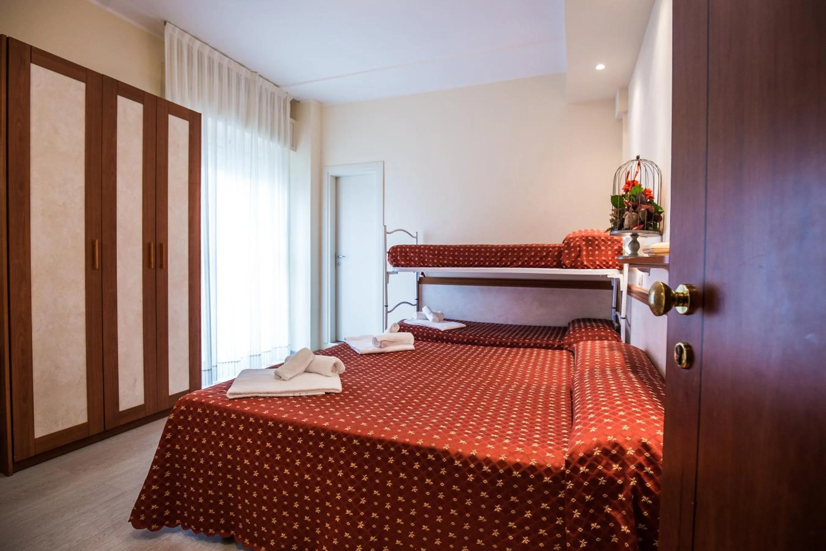 Photo of the whole room, Bed in Hotel Harmony