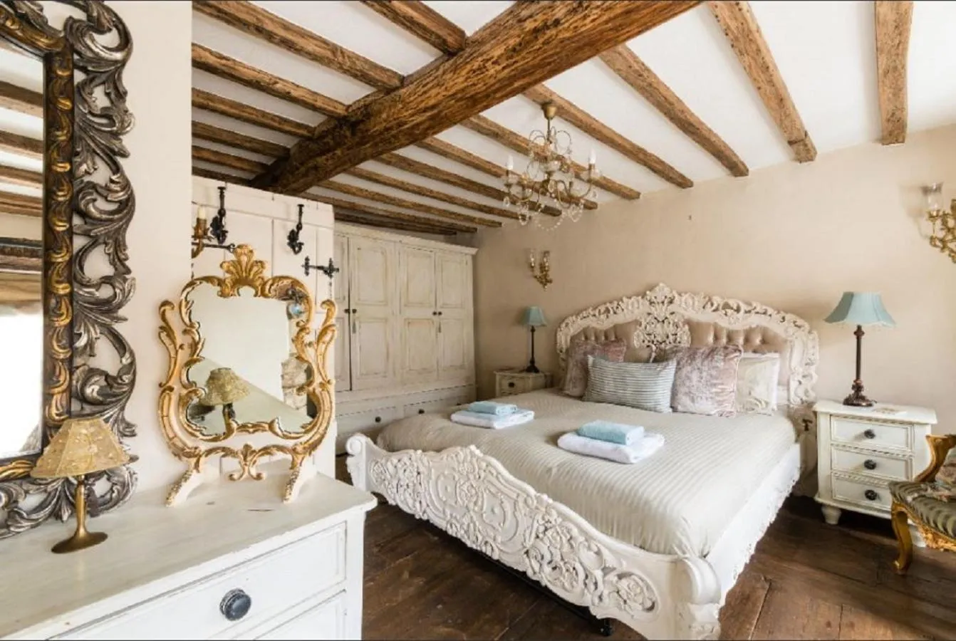 Bed in Tudor Cottage
