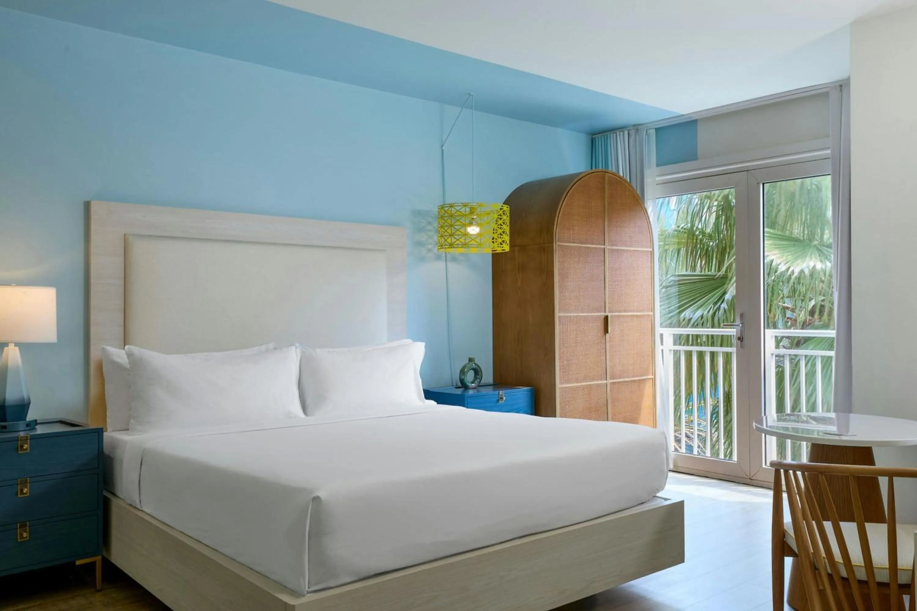 Photo of the whole room, Bed in Renaissance Wind Creek Curacao Resort