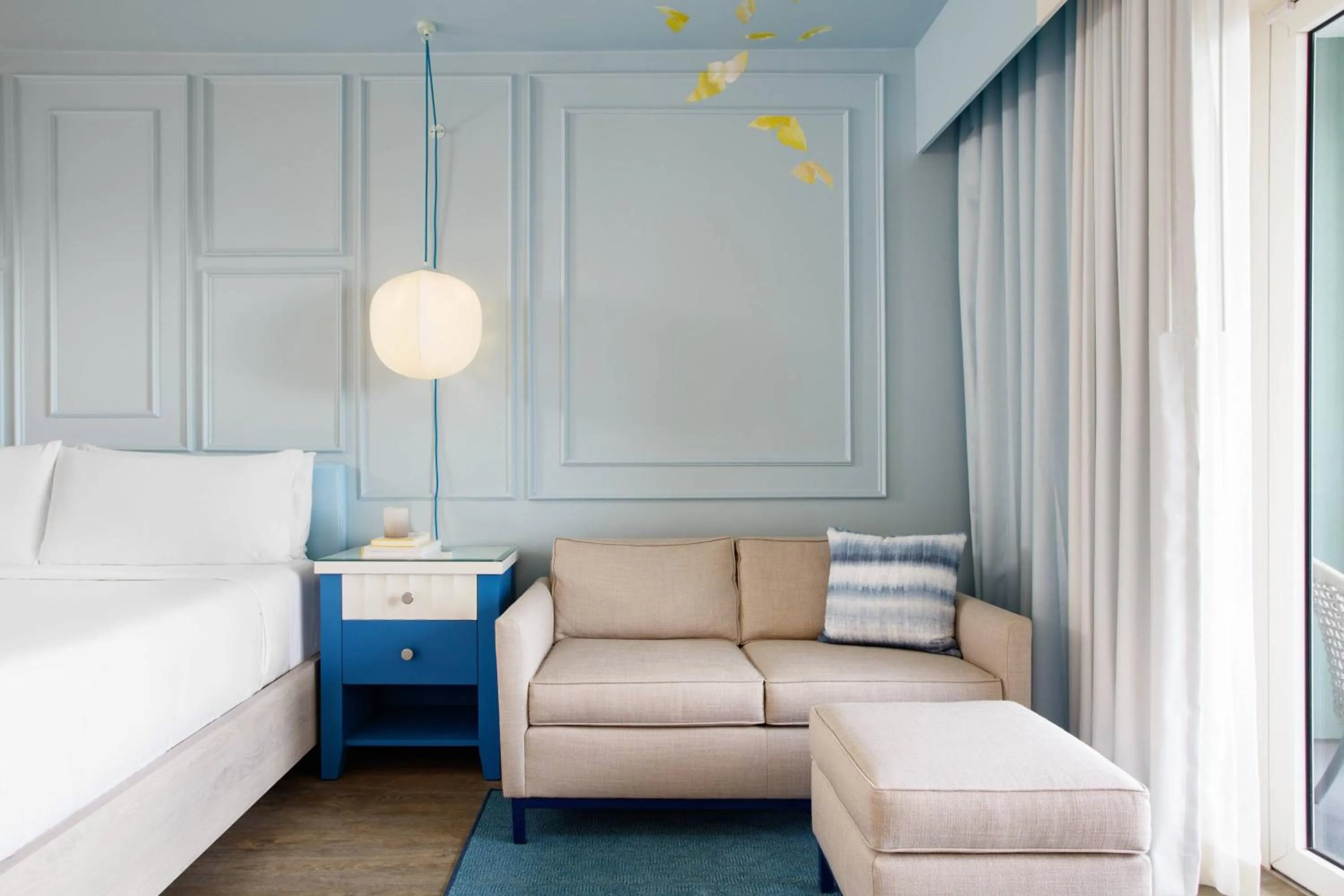 Photo of the whole room, Bed in Renaissance Wind Creek Curacao Resort