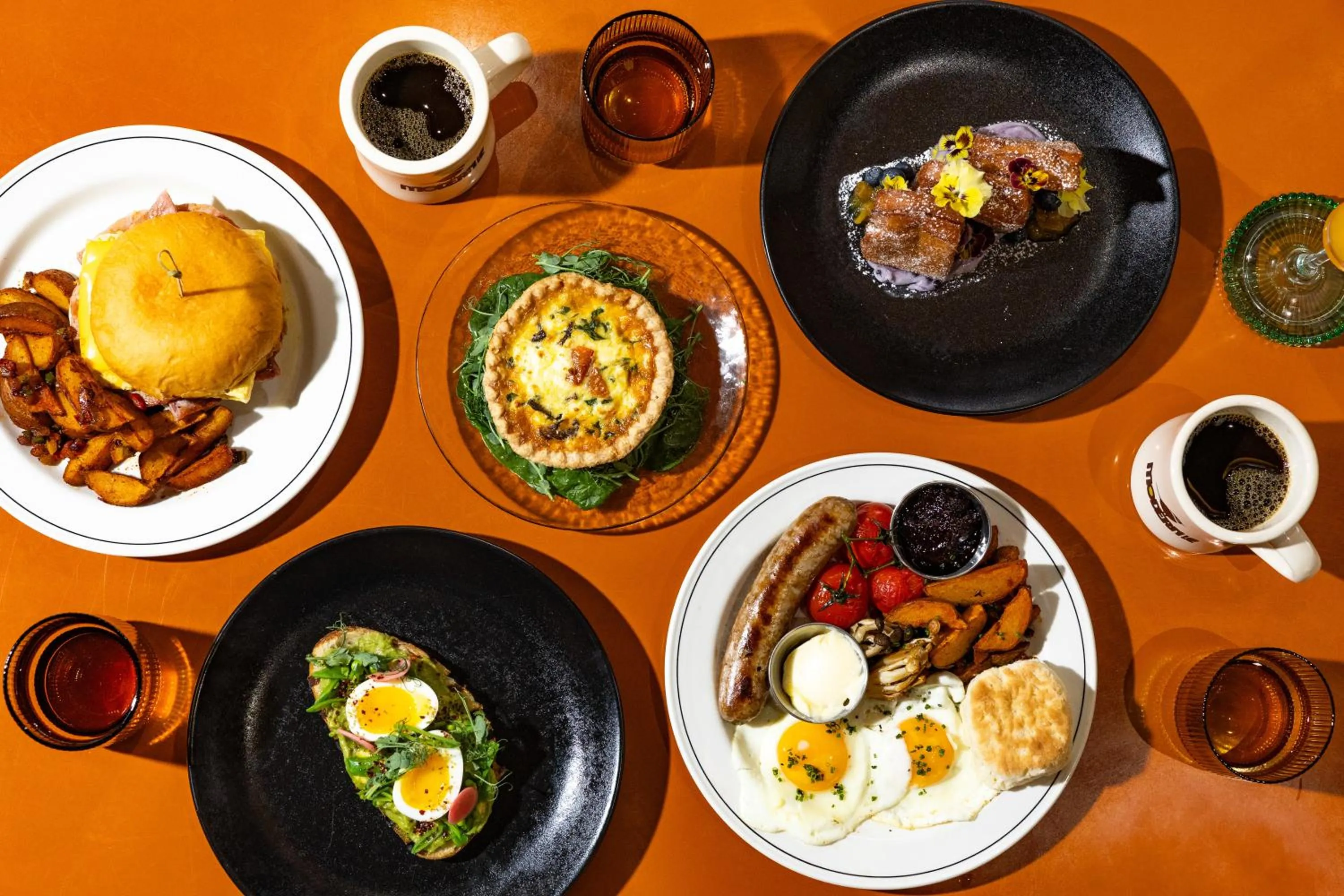 Restaurant/places to eat in Fairlane Hotel Nashville