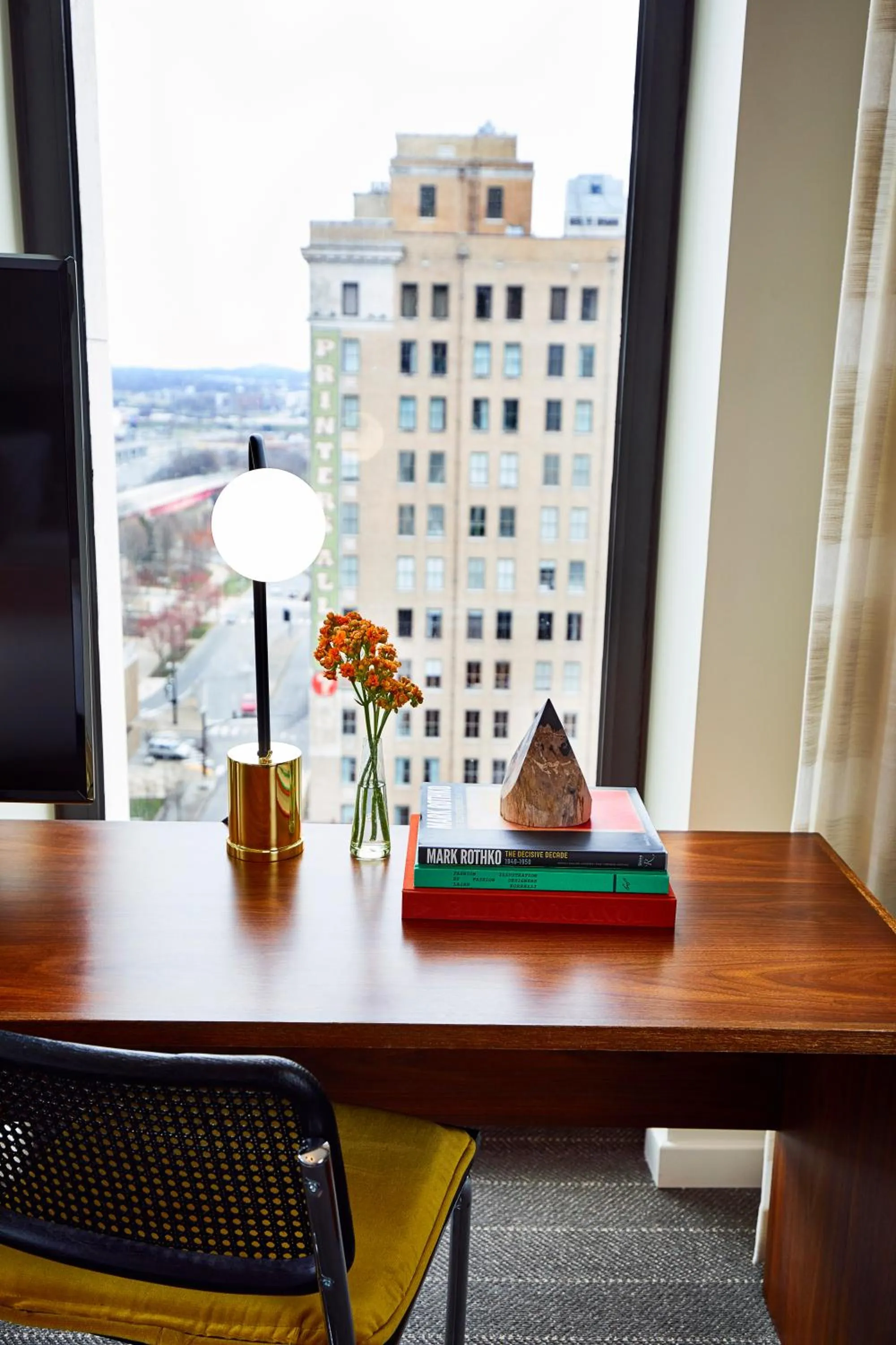 City view in Fairlane Hotel Nashville