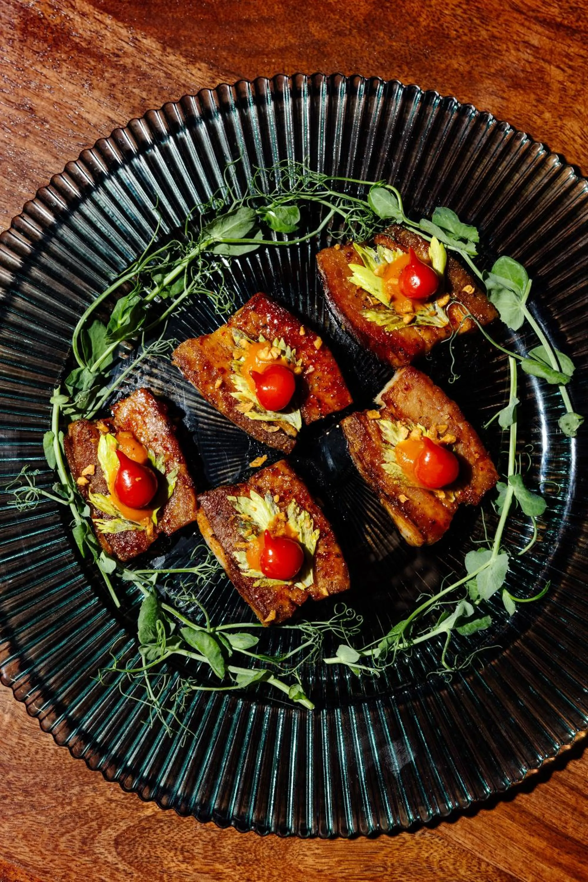 Restaurant/places to eat in Fairlane Hotel Nashville