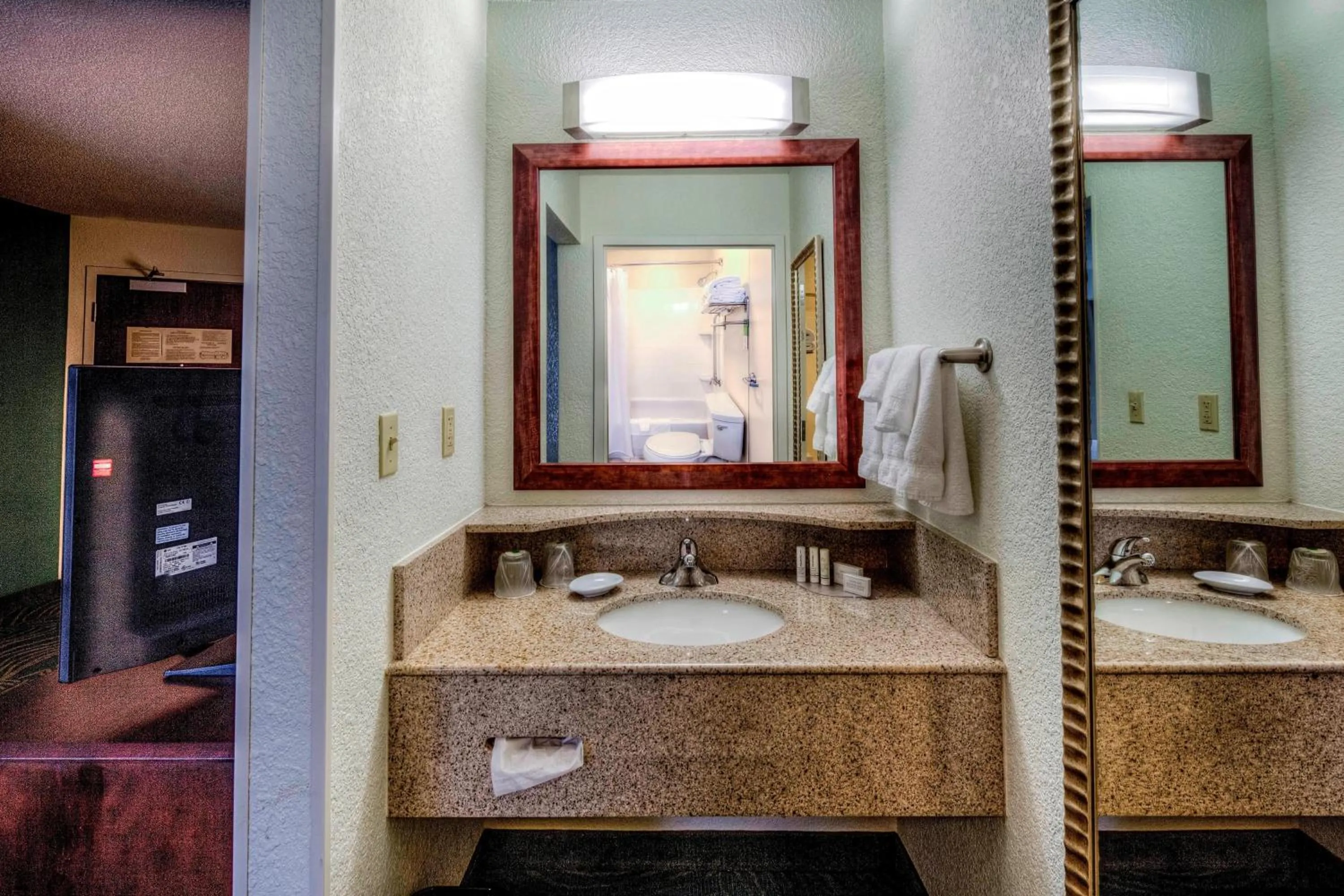 Bathroom in SpringHill Suites Dayton South/Miamisburg