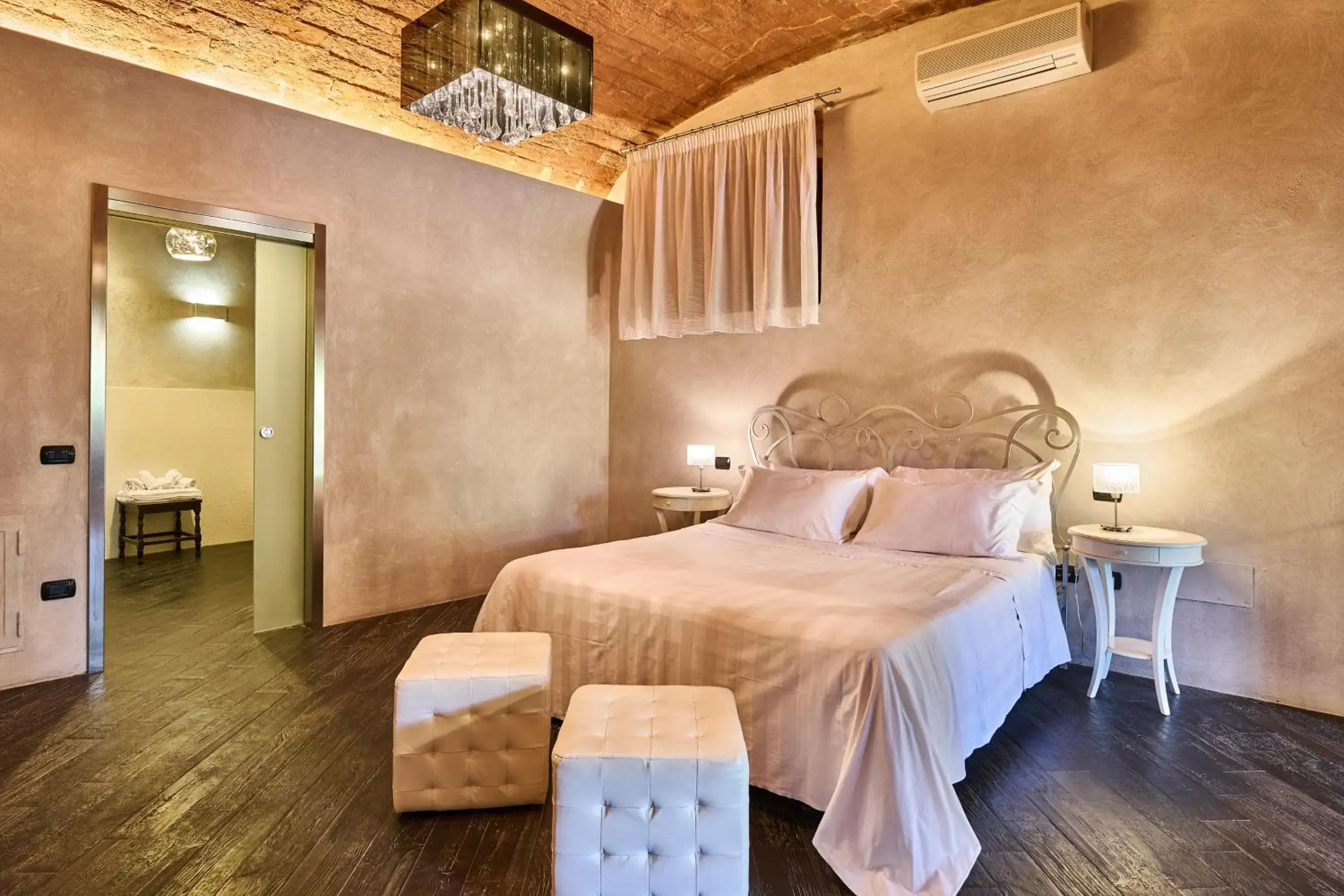 Bedroom, Bed in Borgo San Giusto Bedroom, Bed in Borgo San Giusto