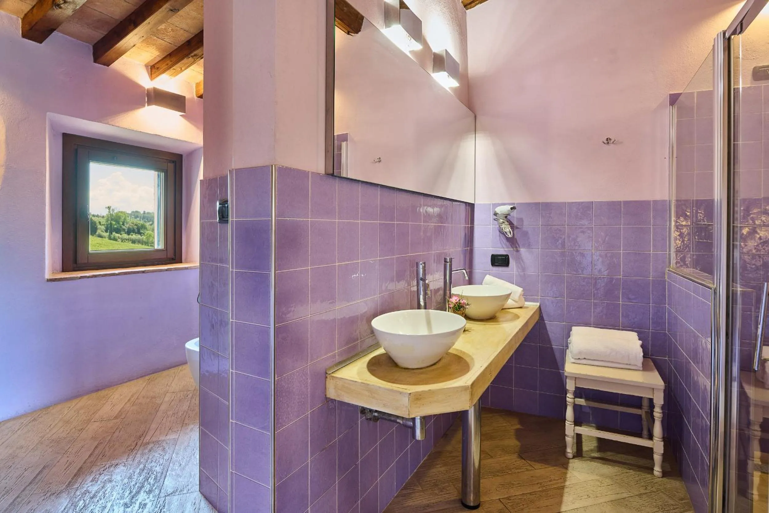 Bathroom in Borgo San Giusto