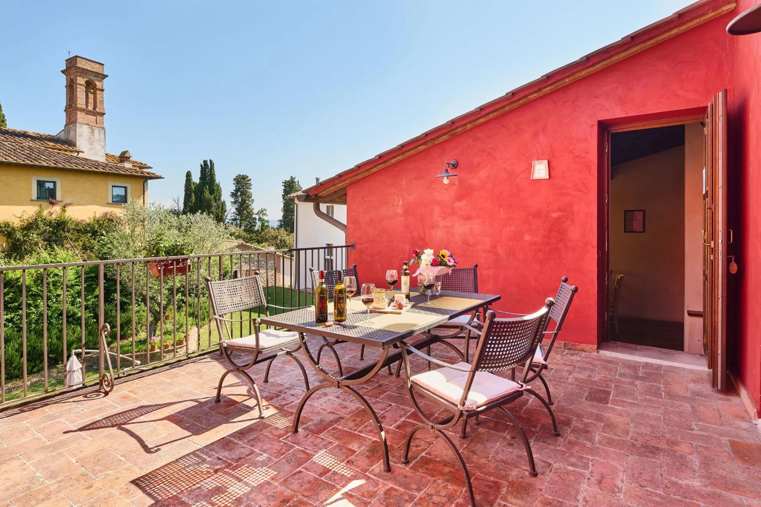 Balcony/Terrace in Borgo San Giusto
