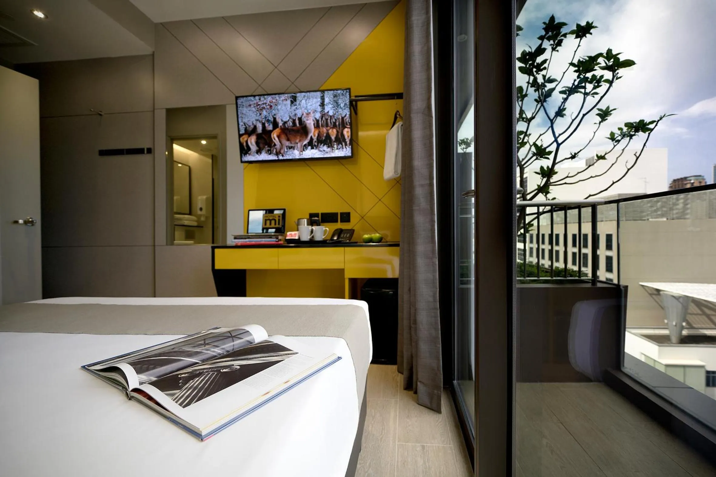 Bedroom in Hotel Mi Bencoolen