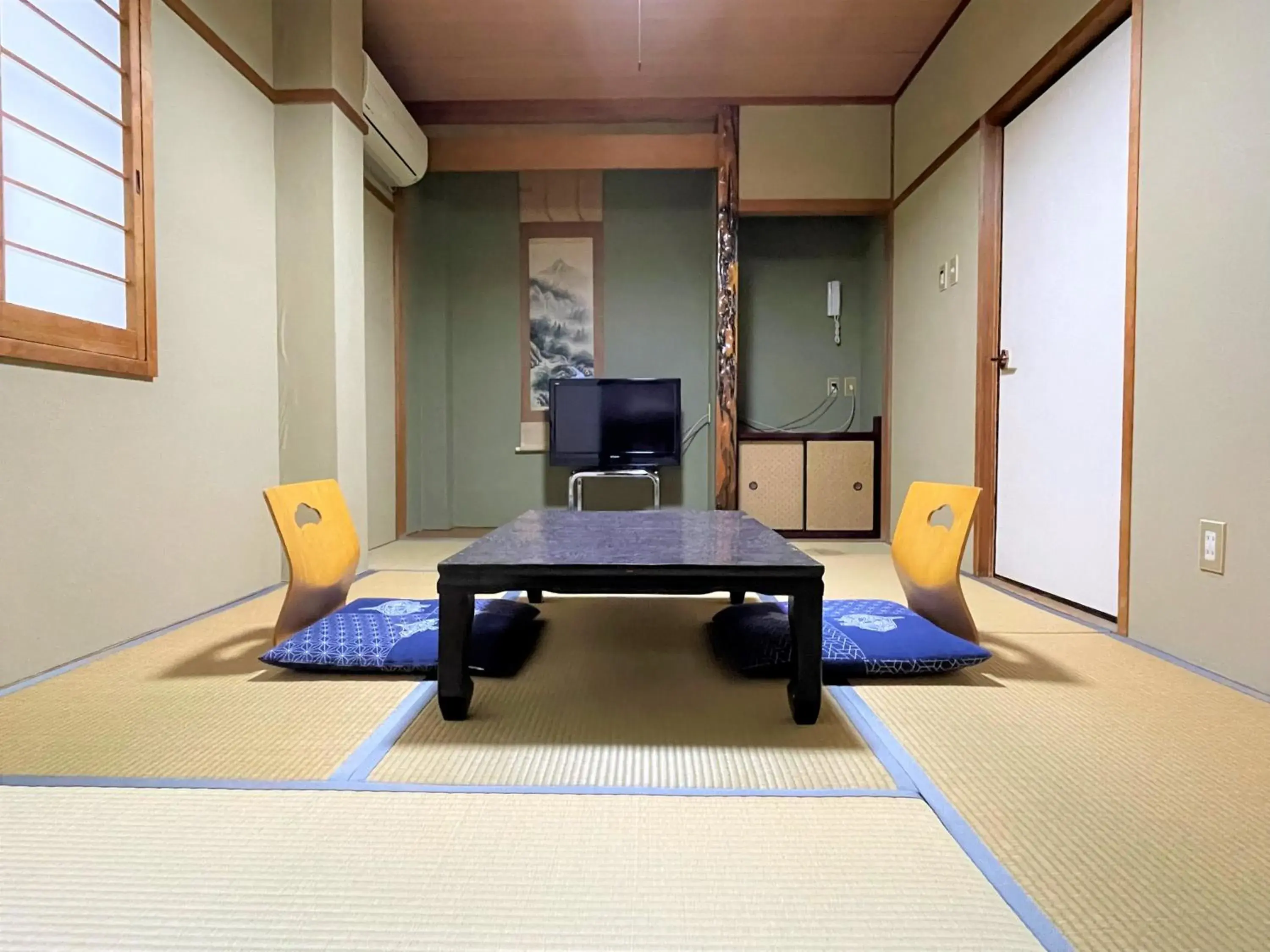 Japanese-Style Room - single occupancy in Dochu Land Shin Onsen Japanese-Style Room - single occupancy in Dochu Land Shin Onsen
