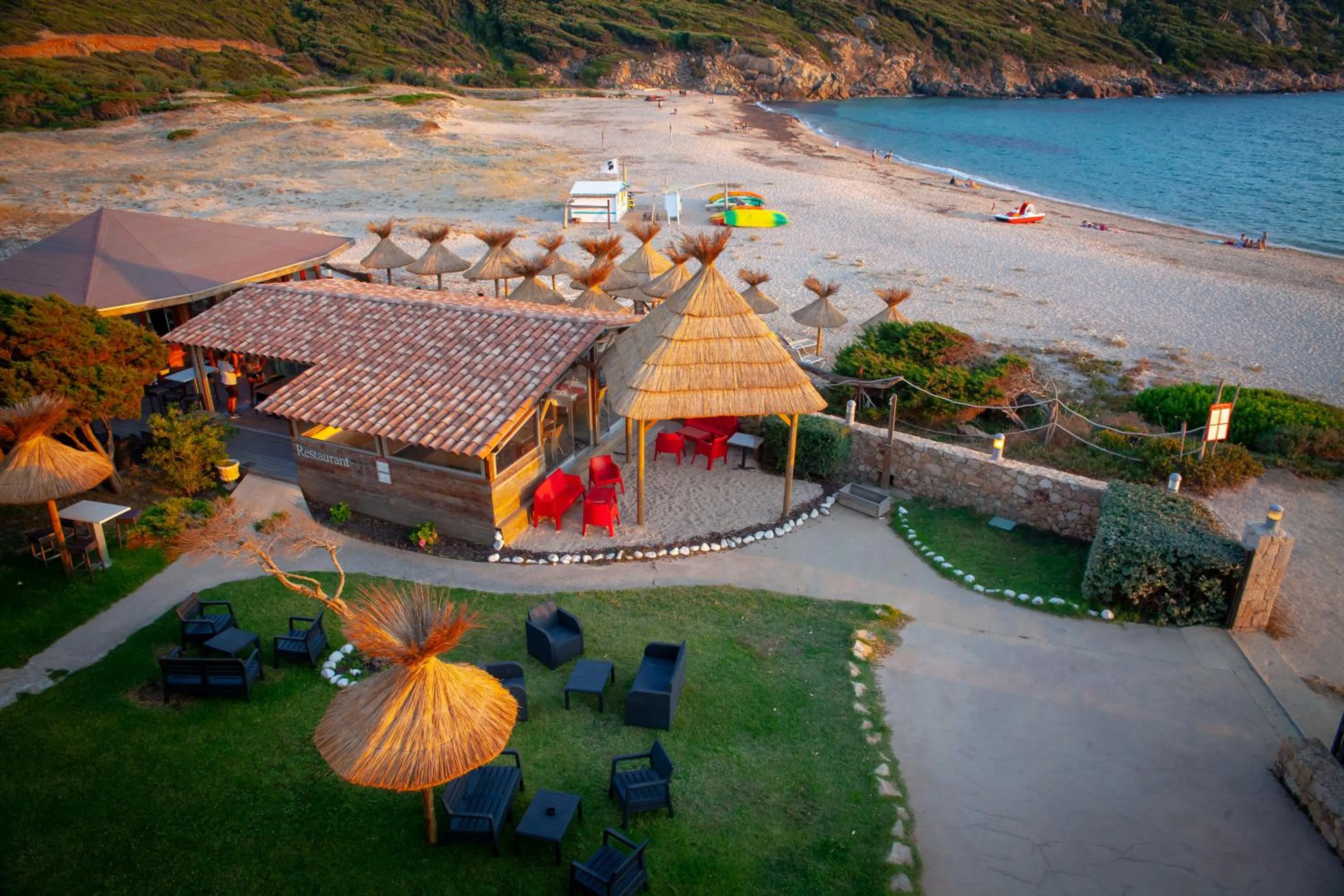 Restaurant/places to eat in Hôtel Lilium Maris