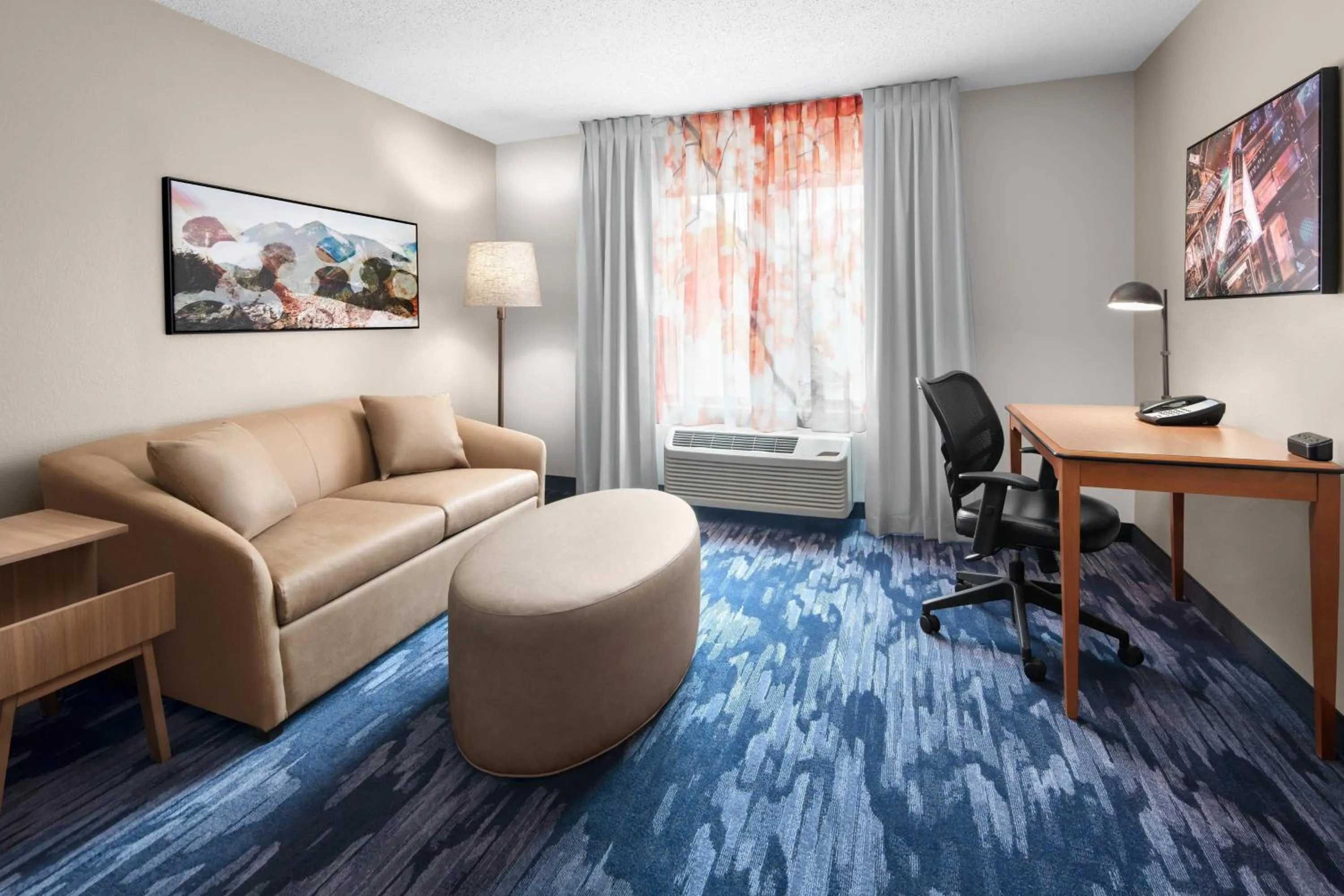 Photo of the whole room in Fairfield Inn & Suites Denver Airport