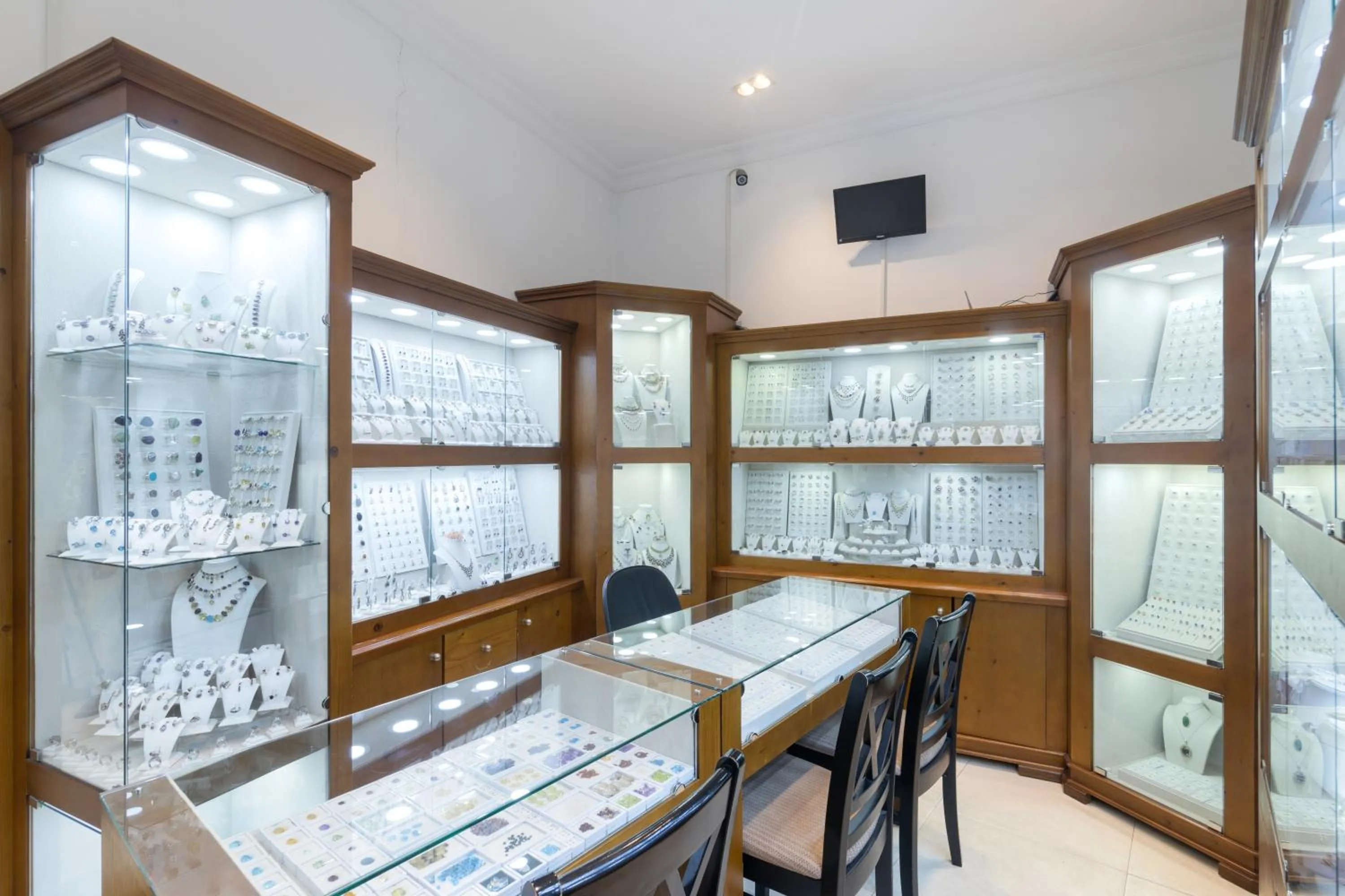 Shopping Area in Araliya Green City - Your Gateway to Everything in Nuwara Eliya