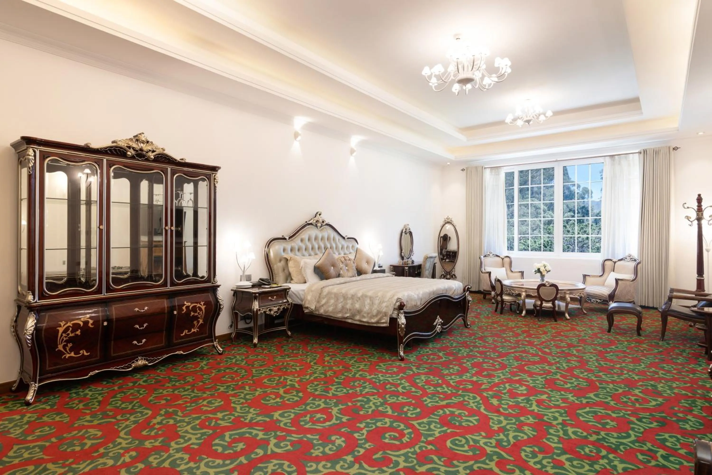 Bed in Araliya Green City - Your Gateway to Everything in Nuwara Eliya