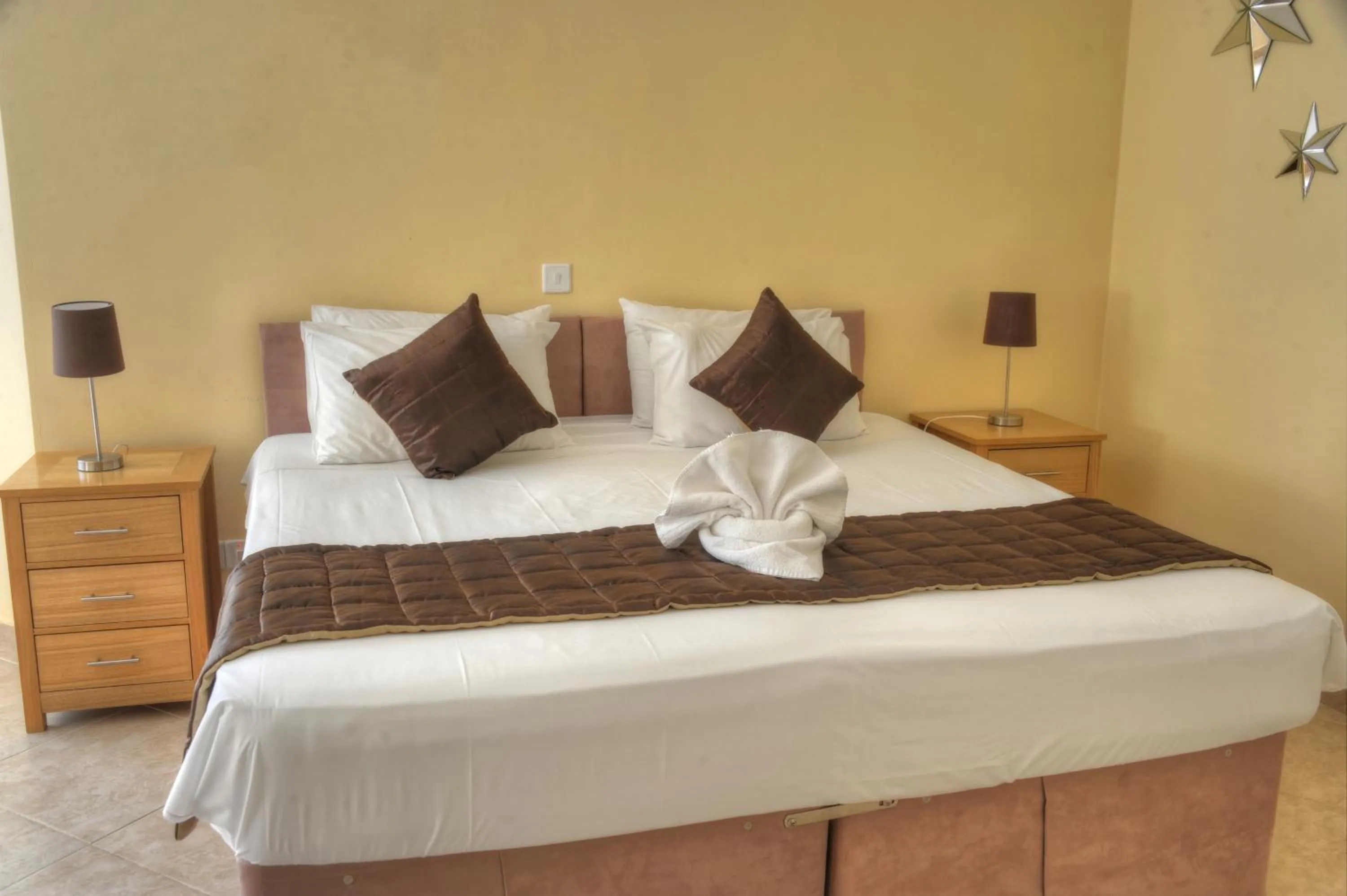 Bed in Aphrodite Sands