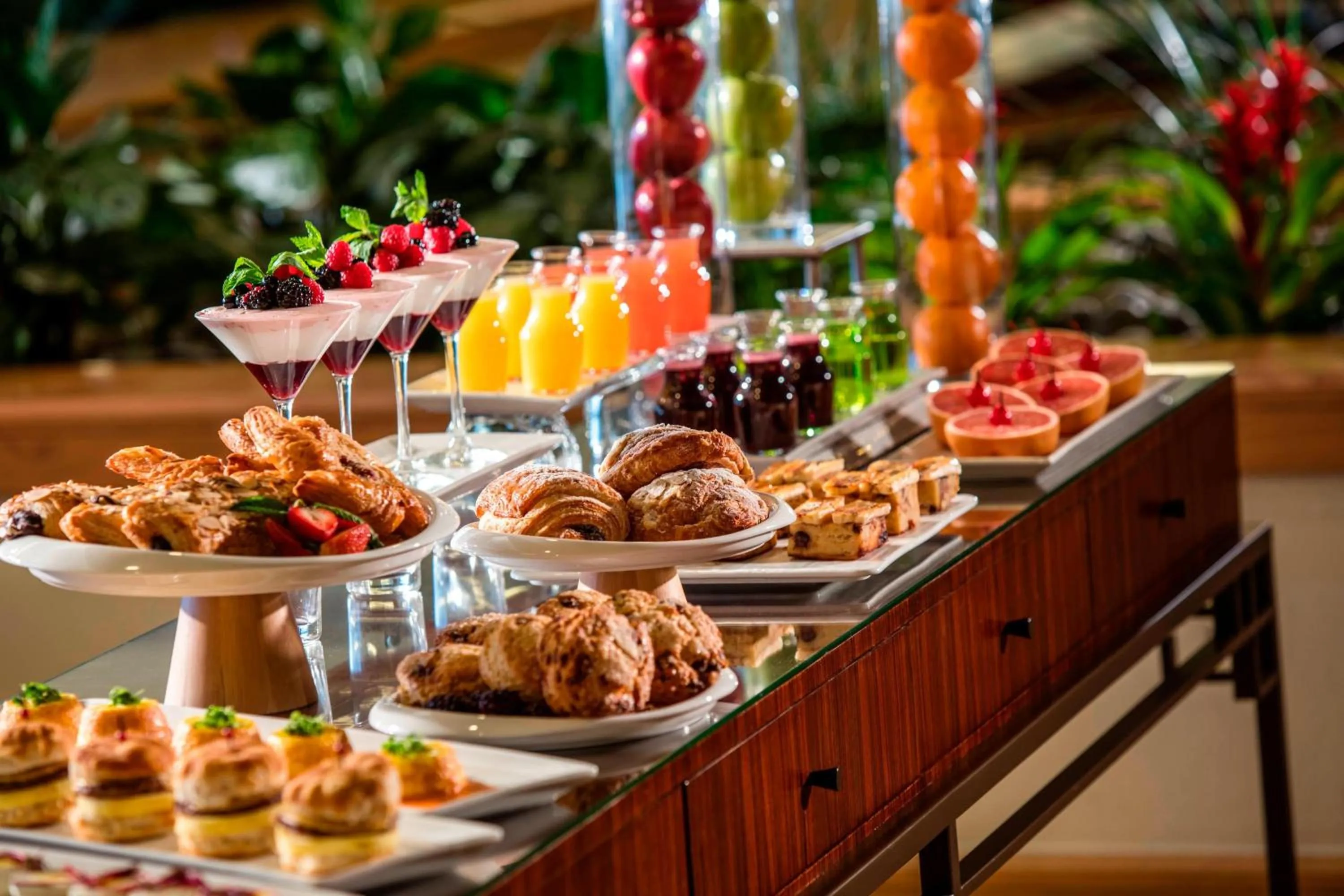 Breakfast in Renaissance Denver Hotel & Conference Center