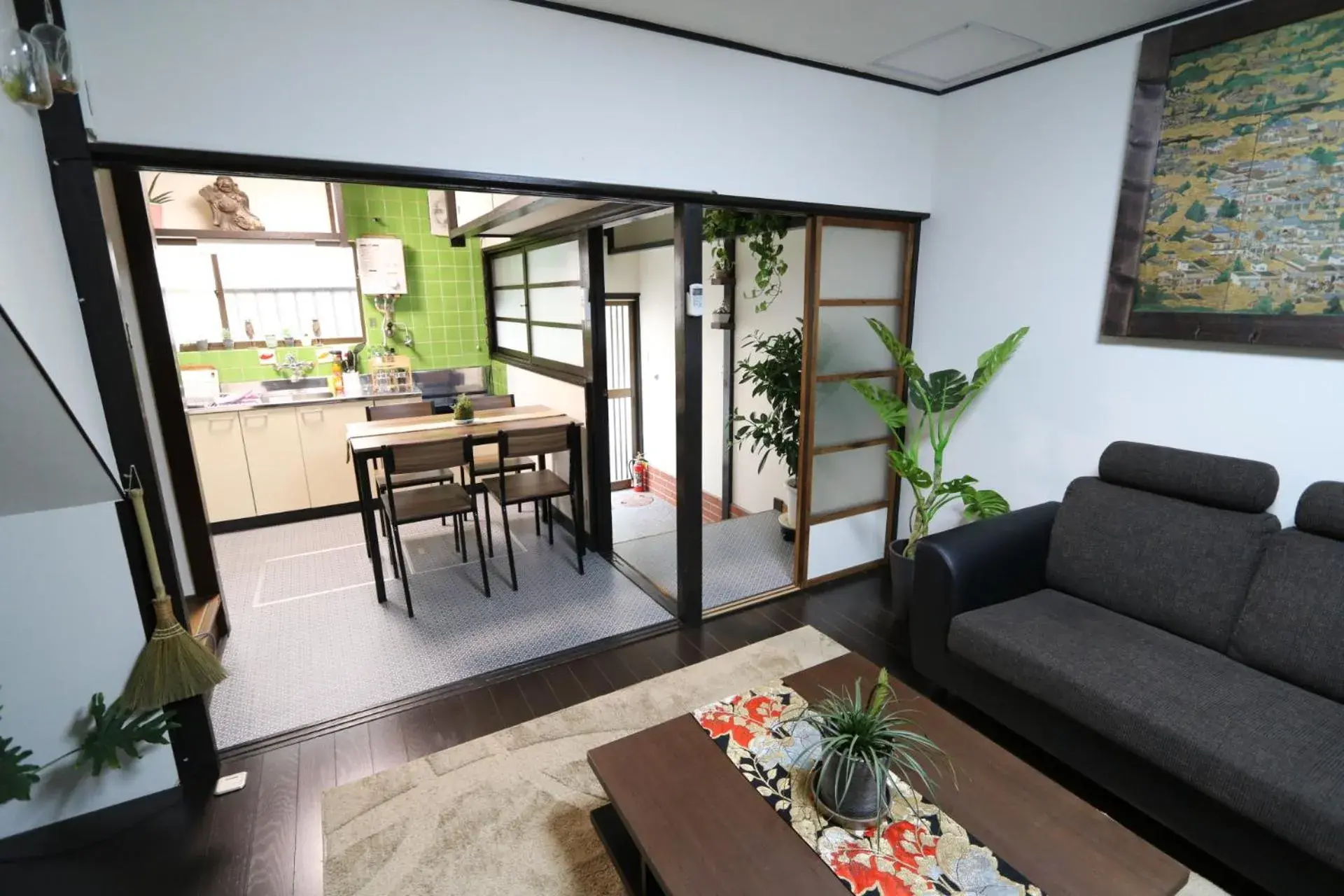 Two-Bedroom Cottage in GUEST HOUSE E-NINE Two-Bedroom Cottage in GUEST HOUSE E-NINE