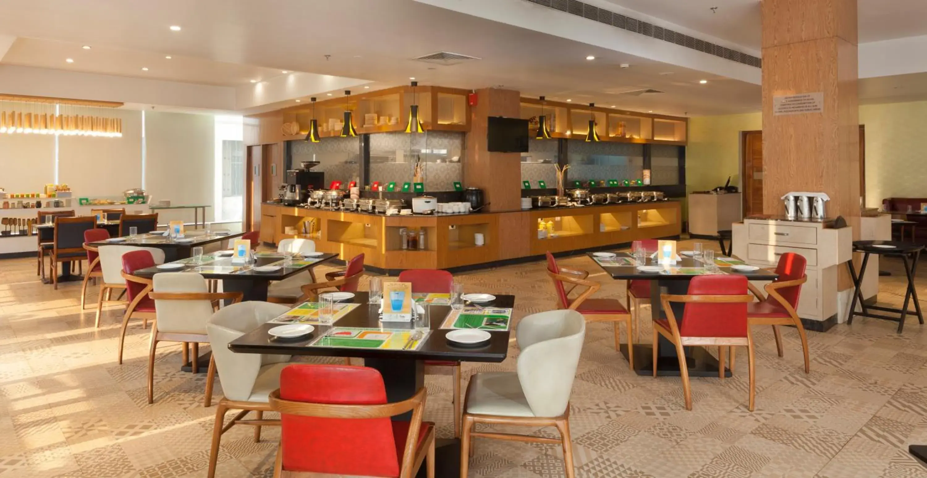 Breakfast in Lemon Tree Premier, Patna Breakfast in Lemon Tree Premier, Patna