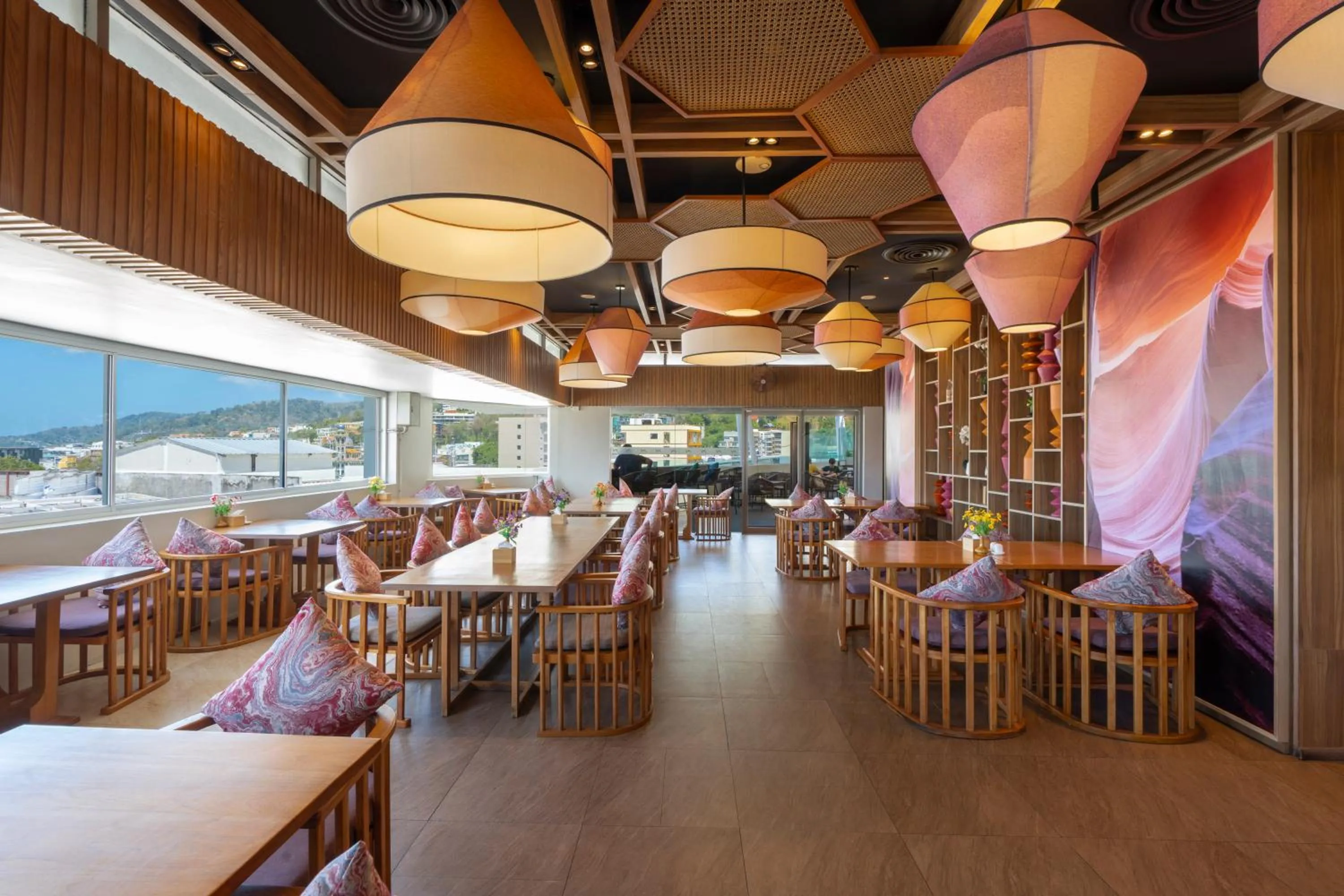 Restaurant/places to eat in Mercure Phuket Patong Journeyhub