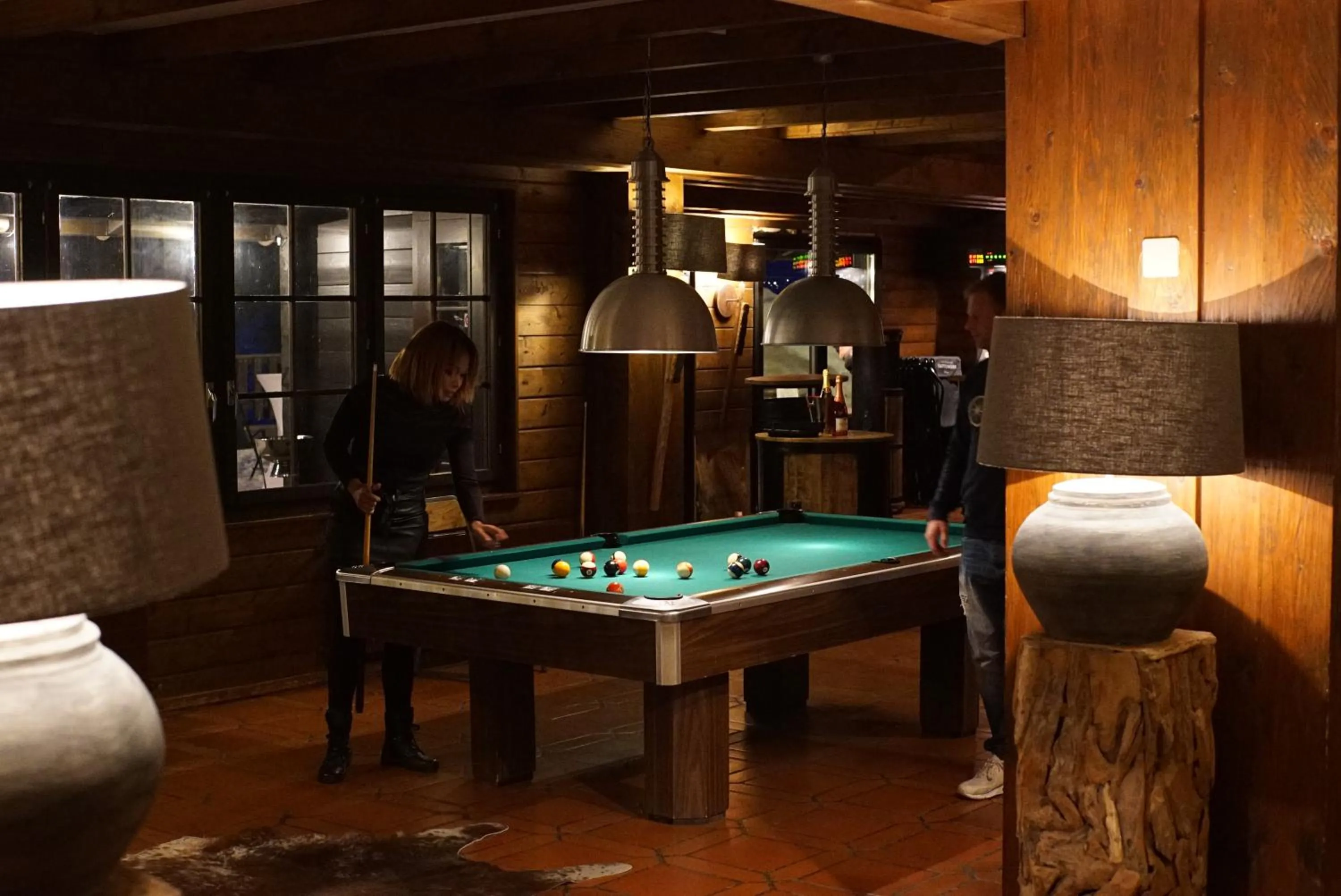 Billiard in Champoussin Lodge