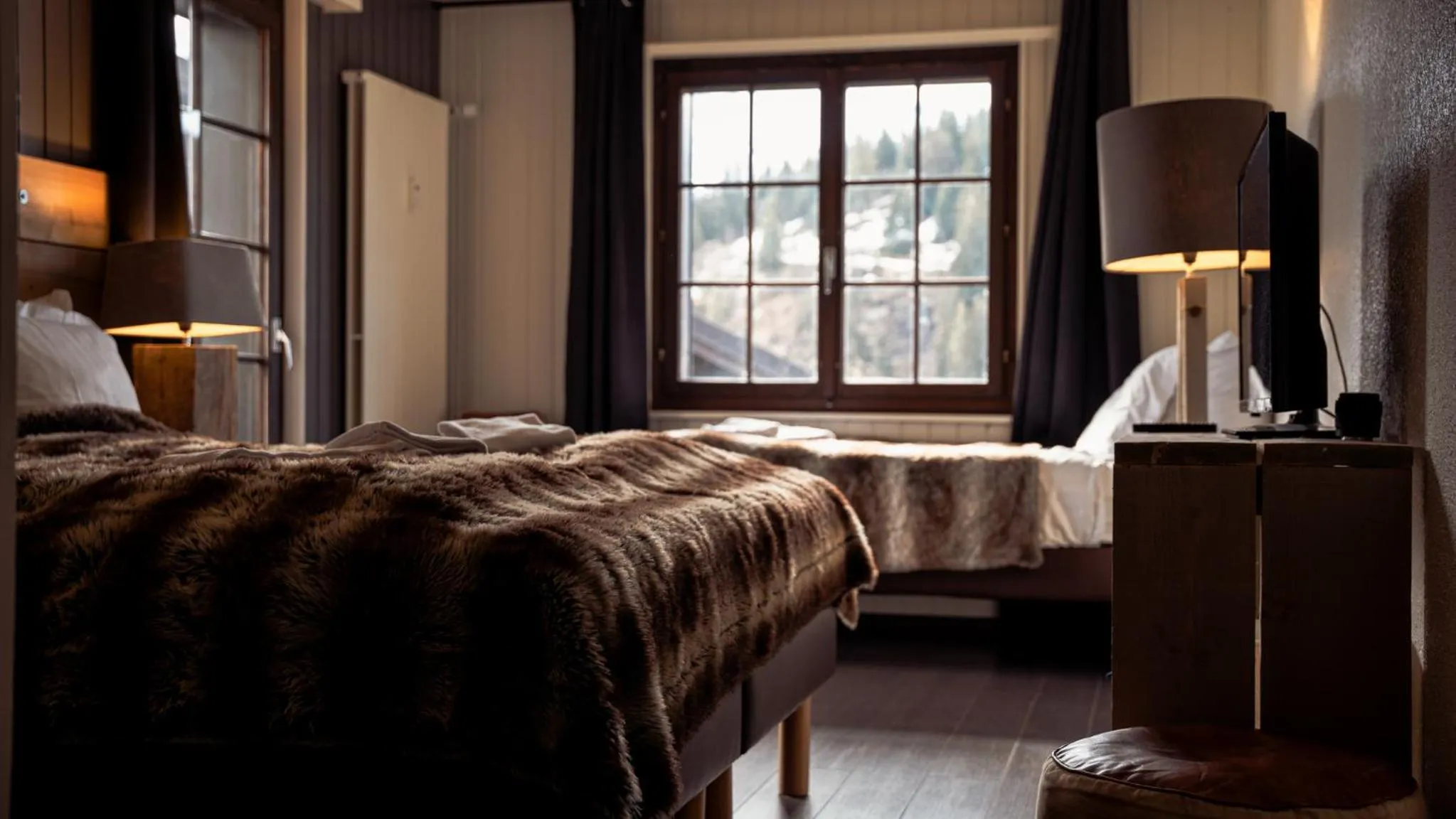 Bed in Champoussin Lodge