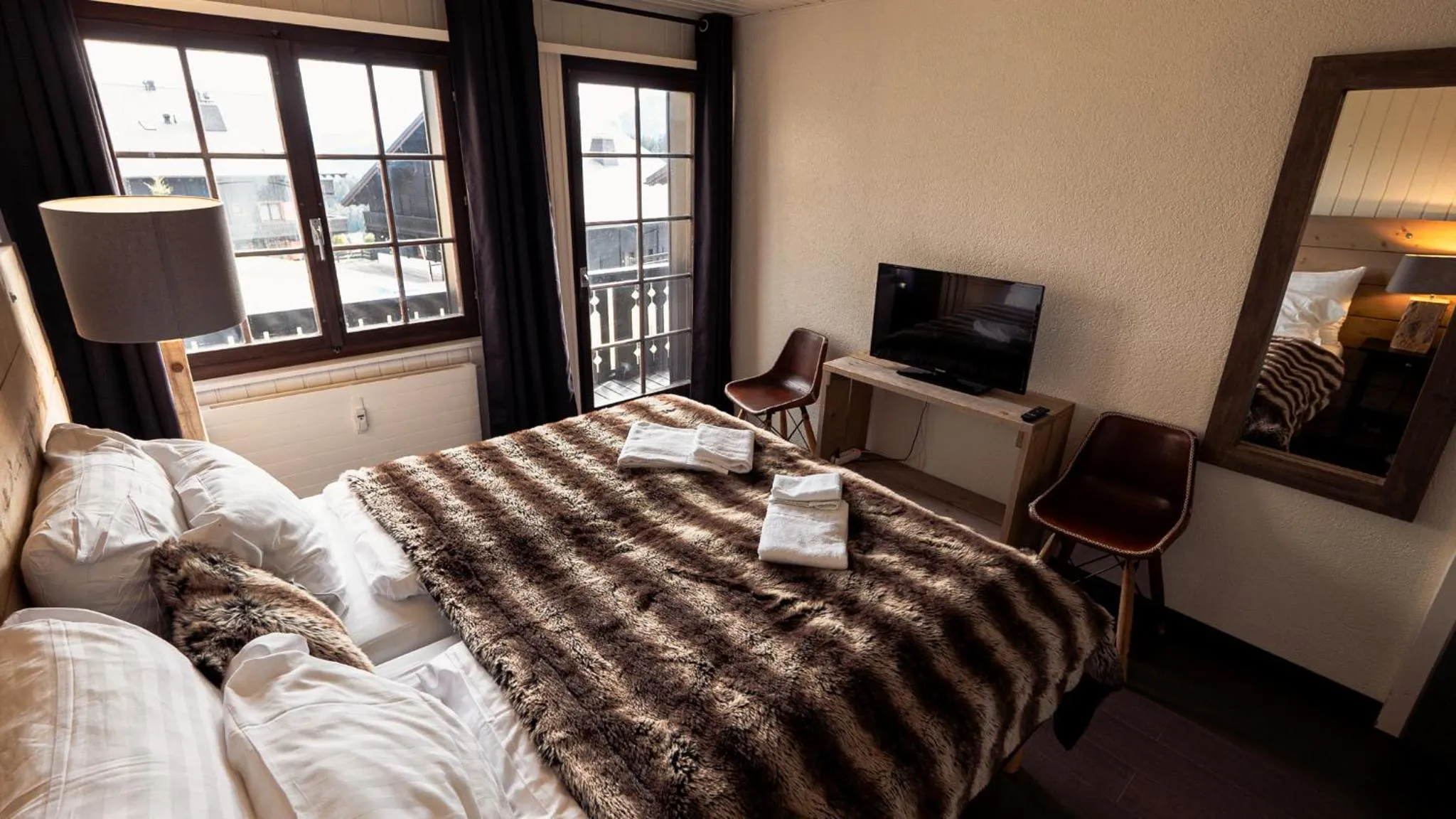 Bed in Champoussin Lodge