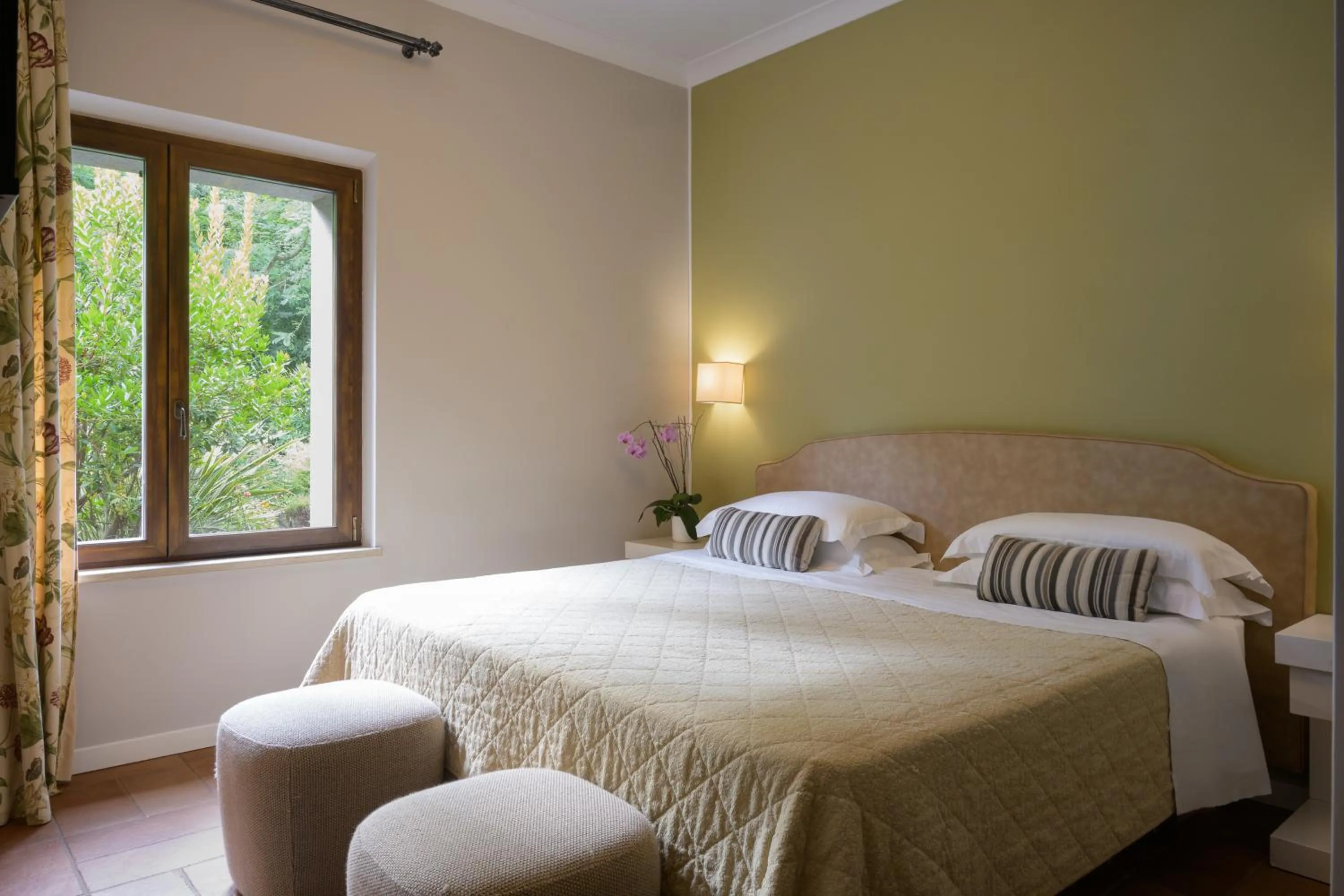 Photo of the whole room, Bed in Altarocca Wine Resort Adults Only