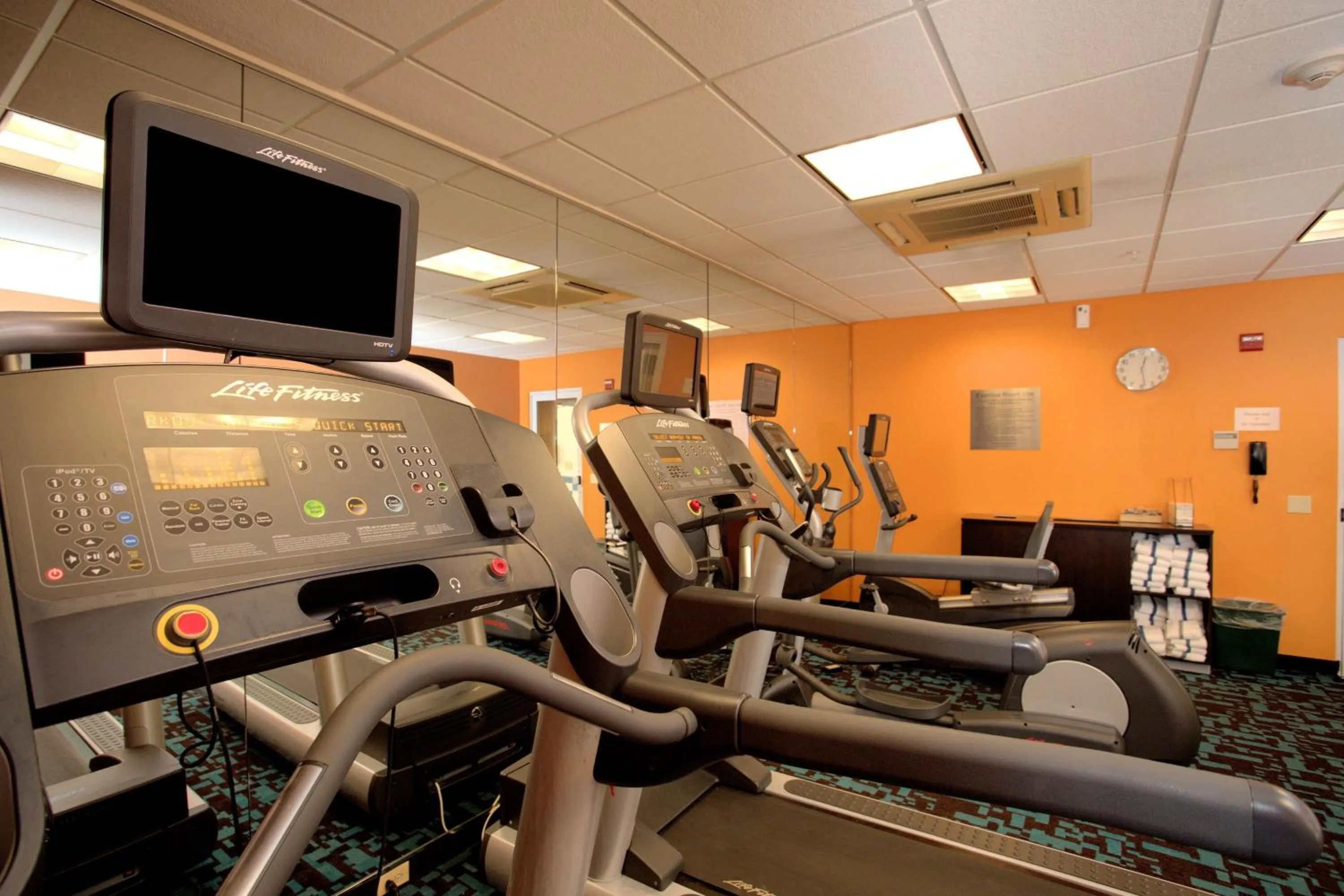 Fitness centre/facilities in Fairfield Inn & Suites by Marriott Edison - South Plainfield