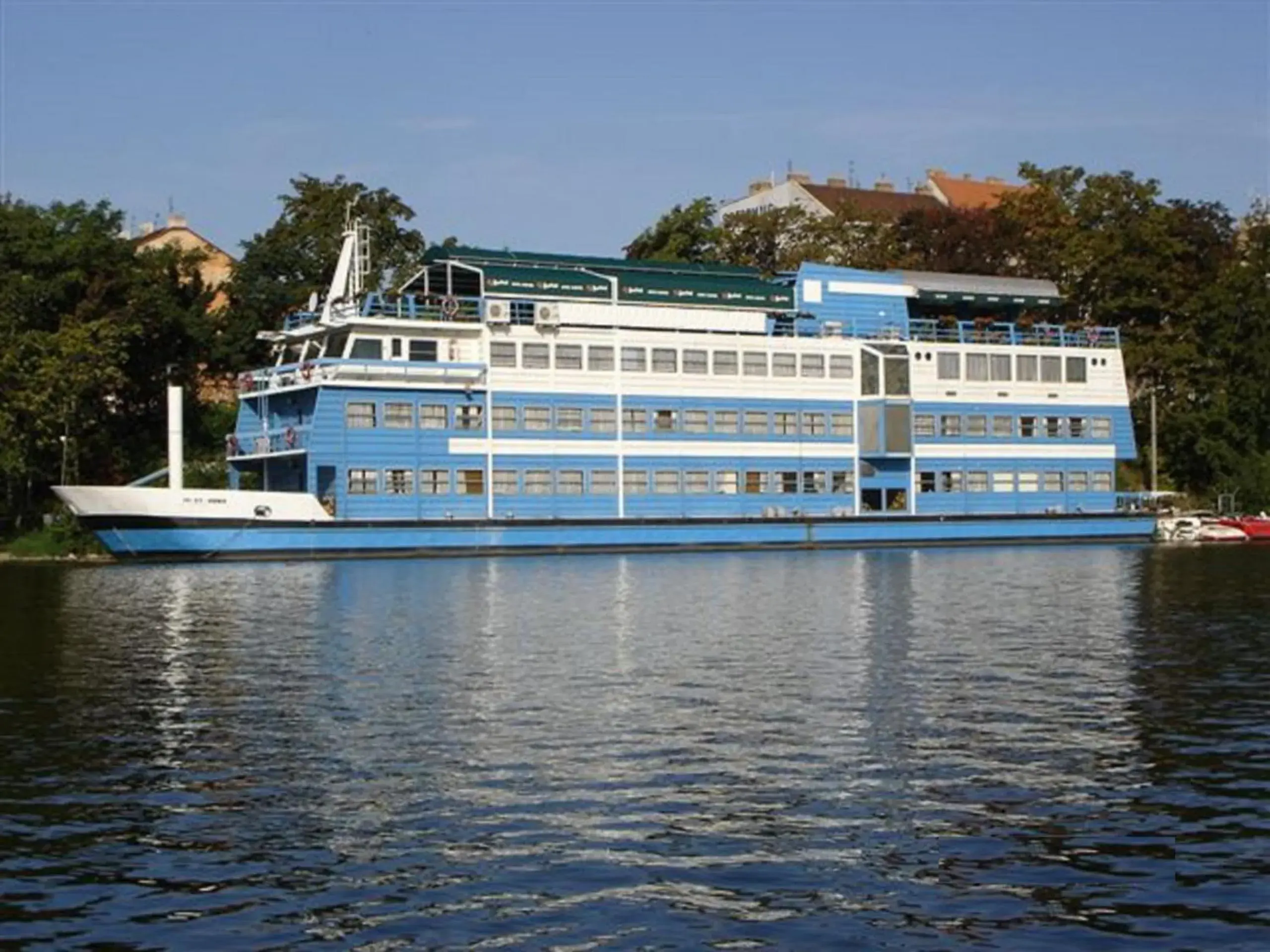 Botel Vodnik Botel Vodnik