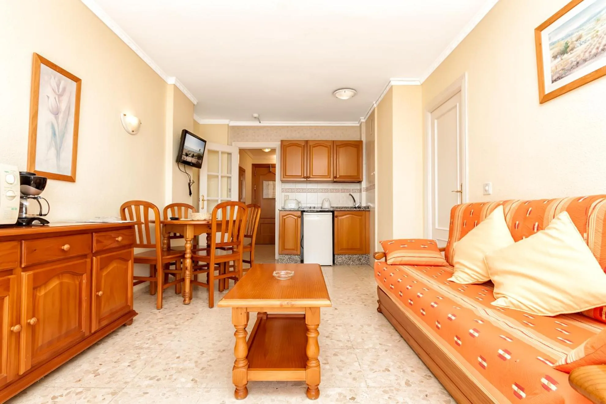 Kitchen or kitchenette in Apartamentos Stella Maris - Marcari SL