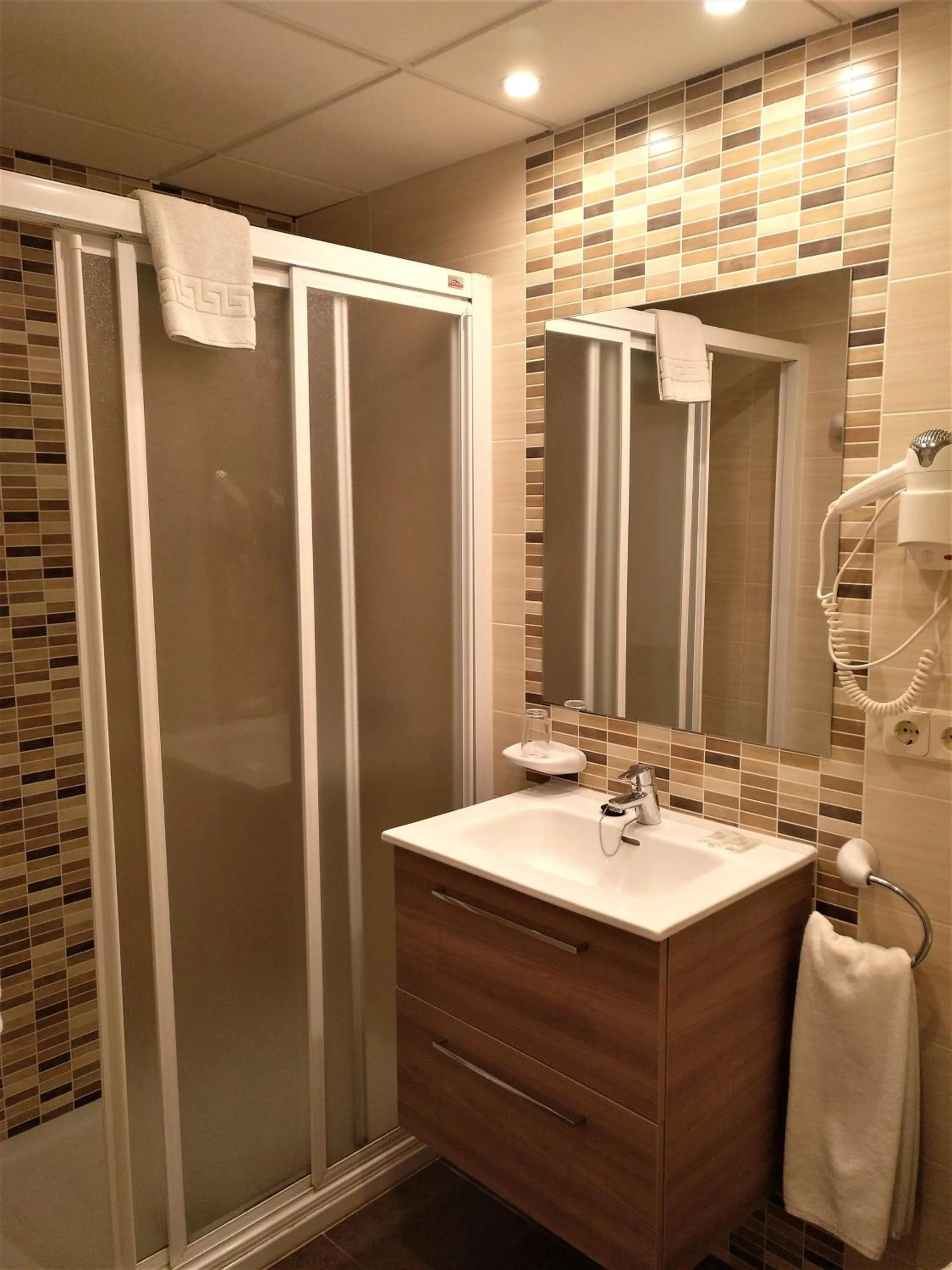 Bathroom in Apartamentos Stella Maris - Marcari SL