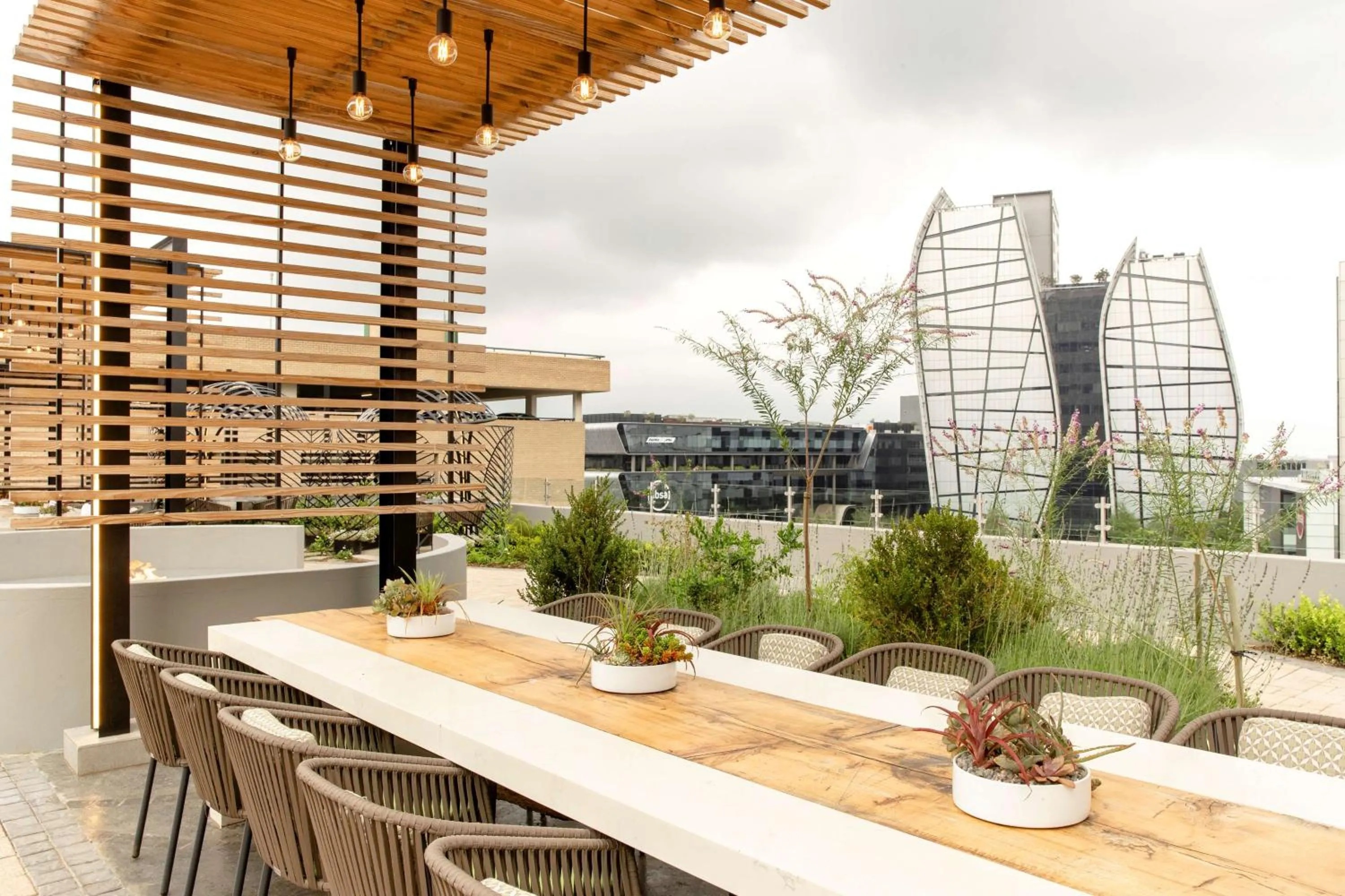 Property building in Sandton Sun and Towers