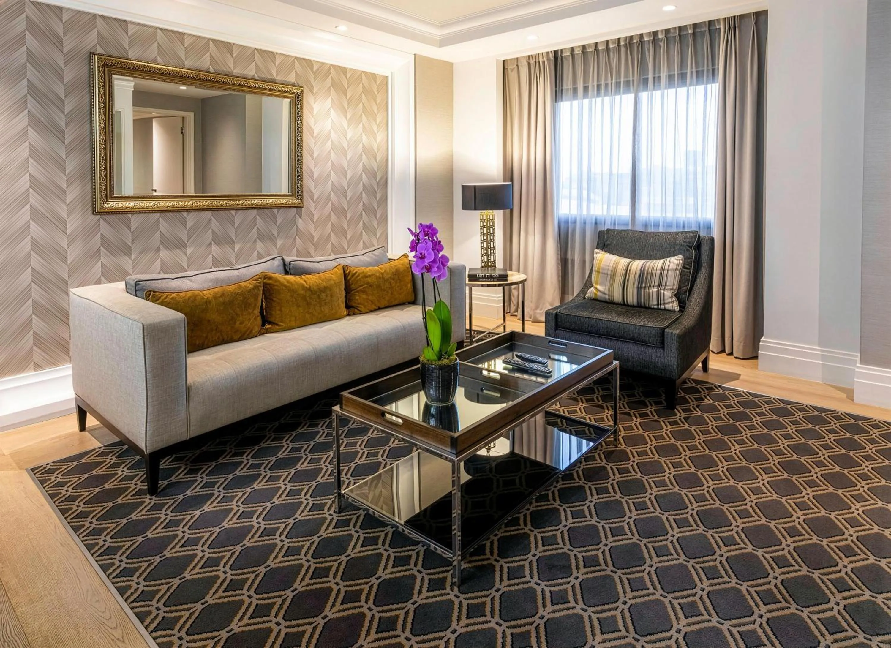 Bedroom in Sandton Sun and Towers