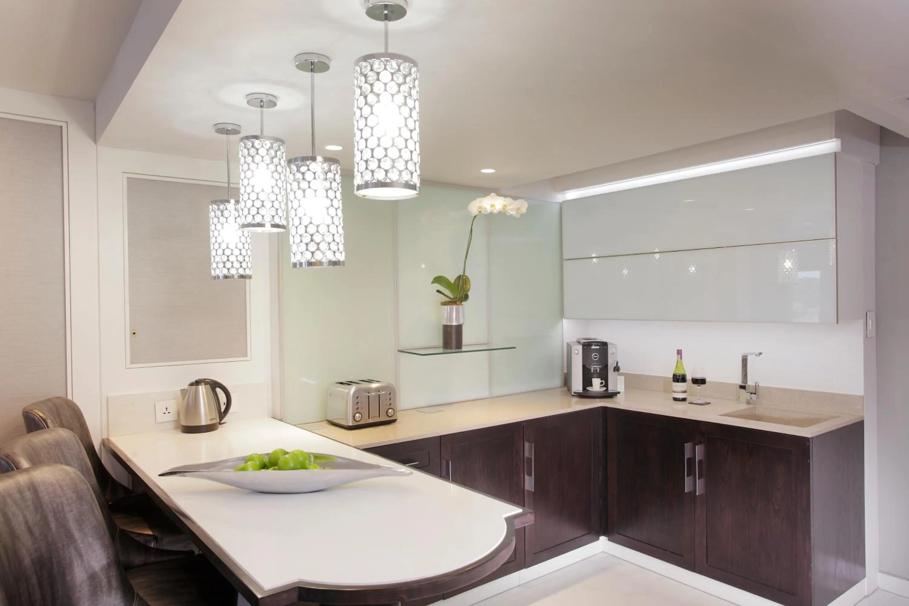 Kitchen or kitchenette in Sandton Sun and Towers