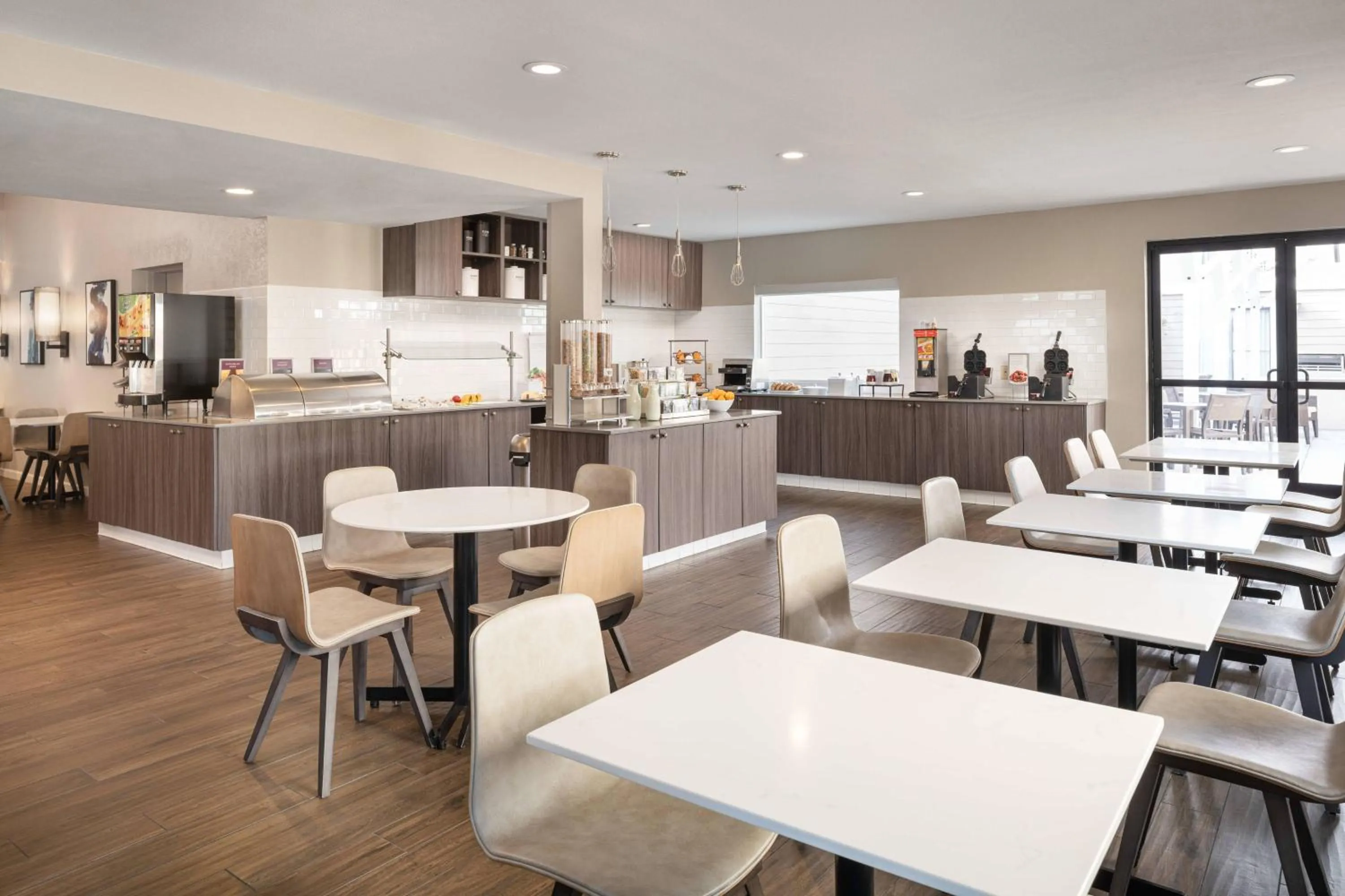 Breakfast in Residence Inn by Marriott Long Beach