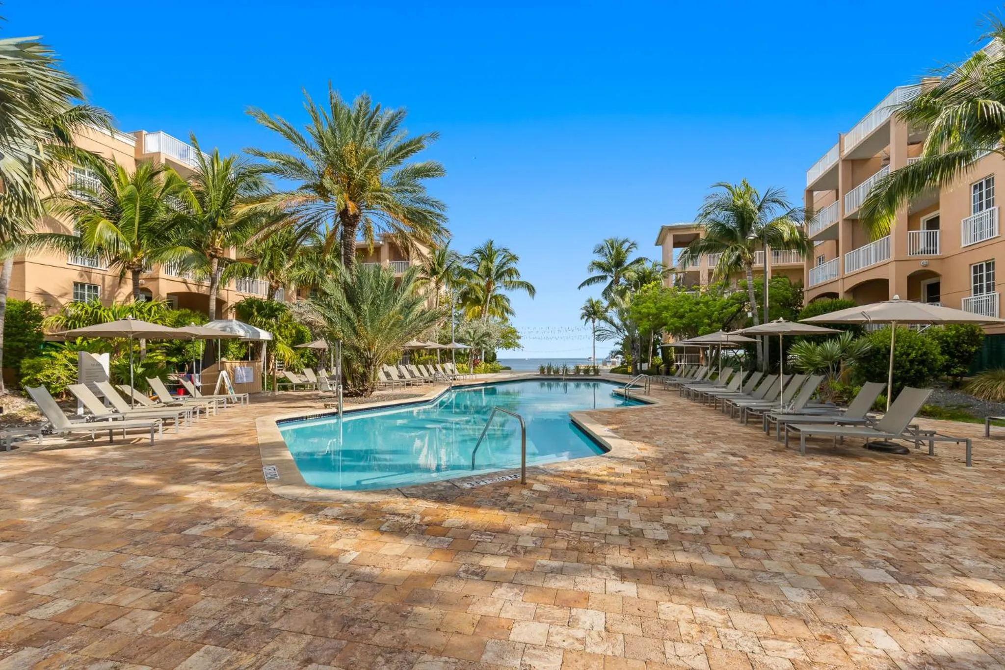 Swimming pool in Beachside Resort & Residences