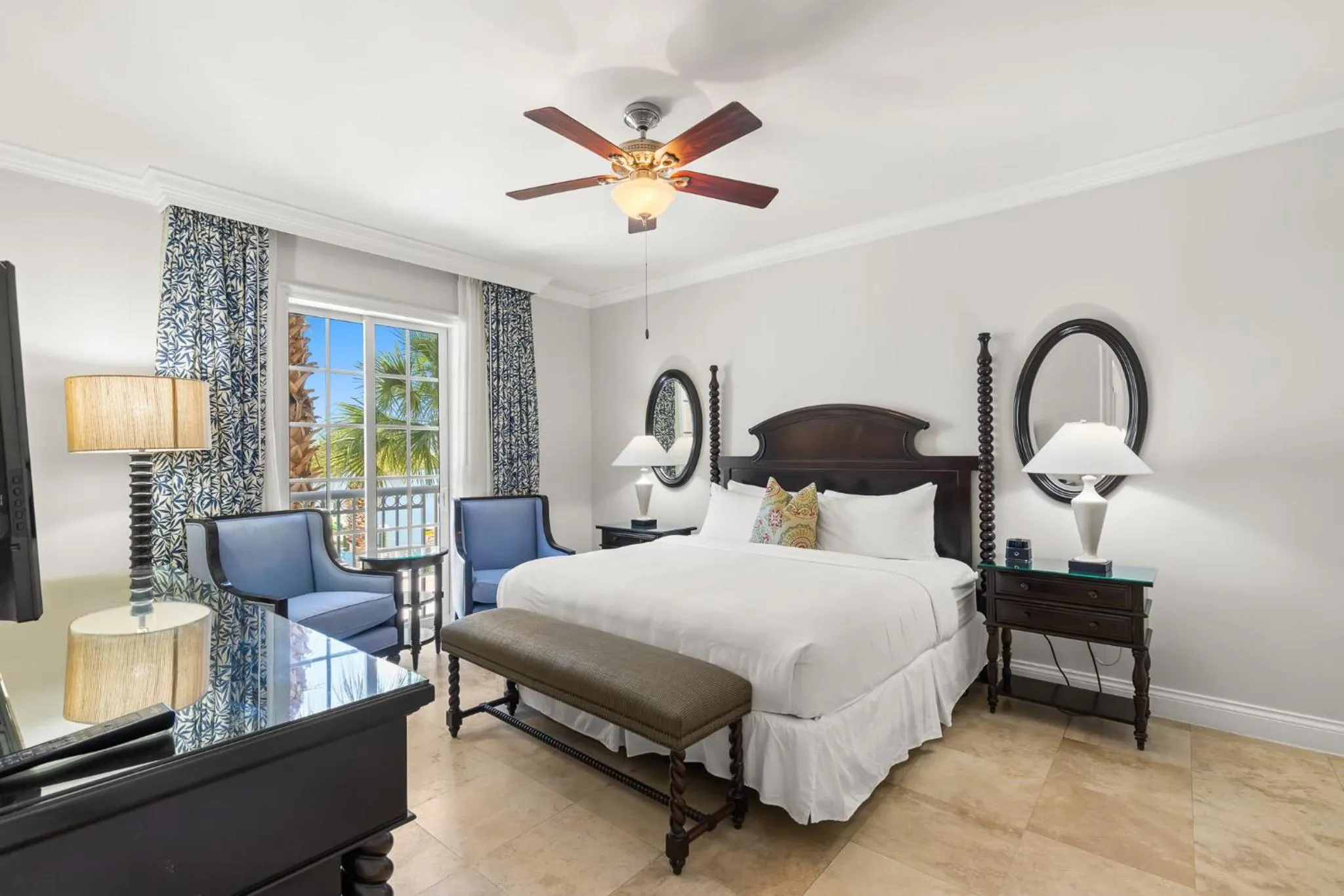 Bedroom, Bed in Beachside Resort & Residences