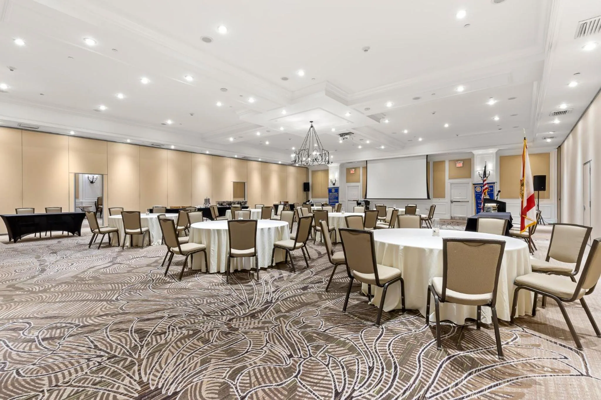 Business facilities in Beachside Resort & Residences