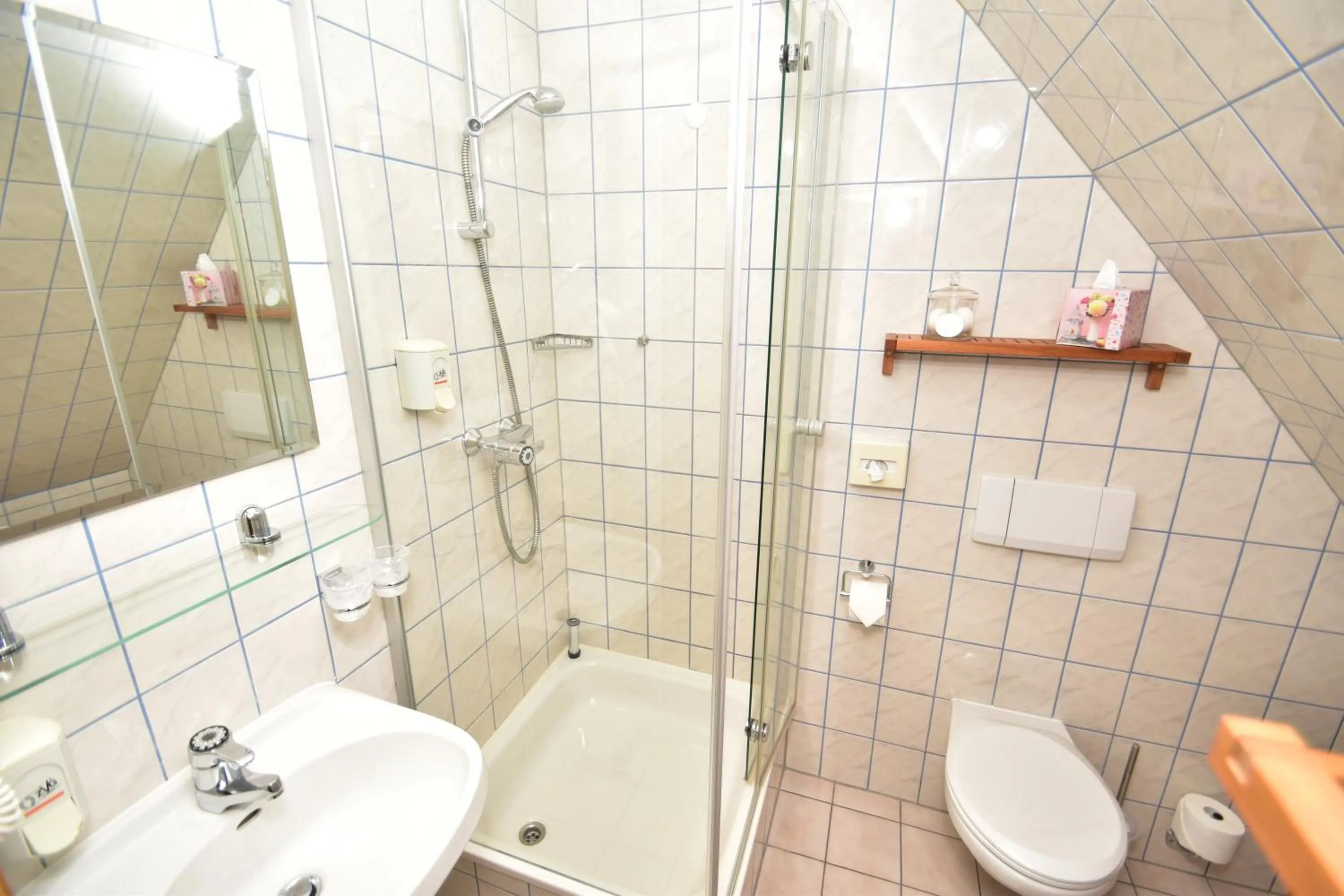 Bathroom in Landhotel Zur Guten Einkehr