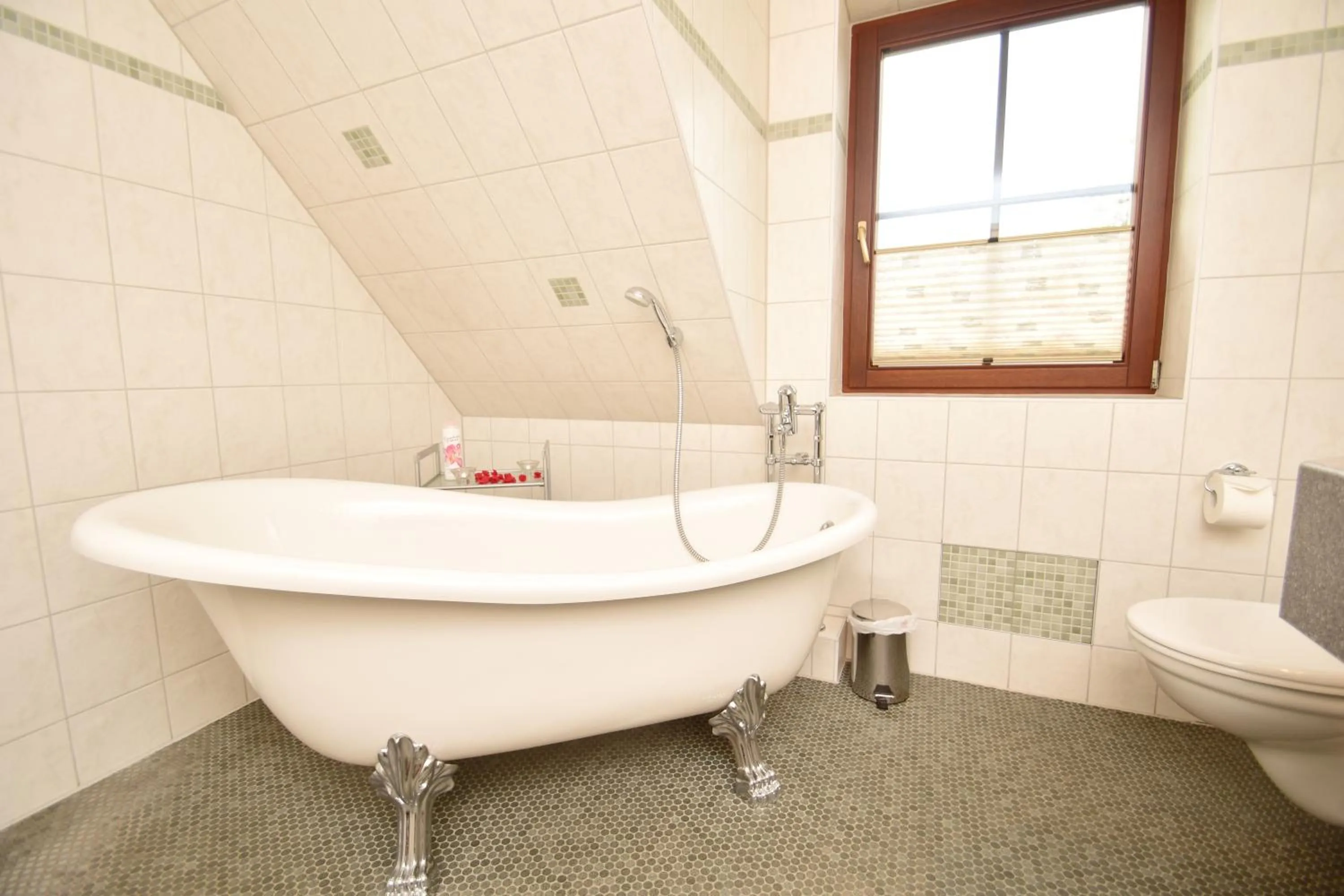 Bathroom in Landhotel Zur Guten Einkehr