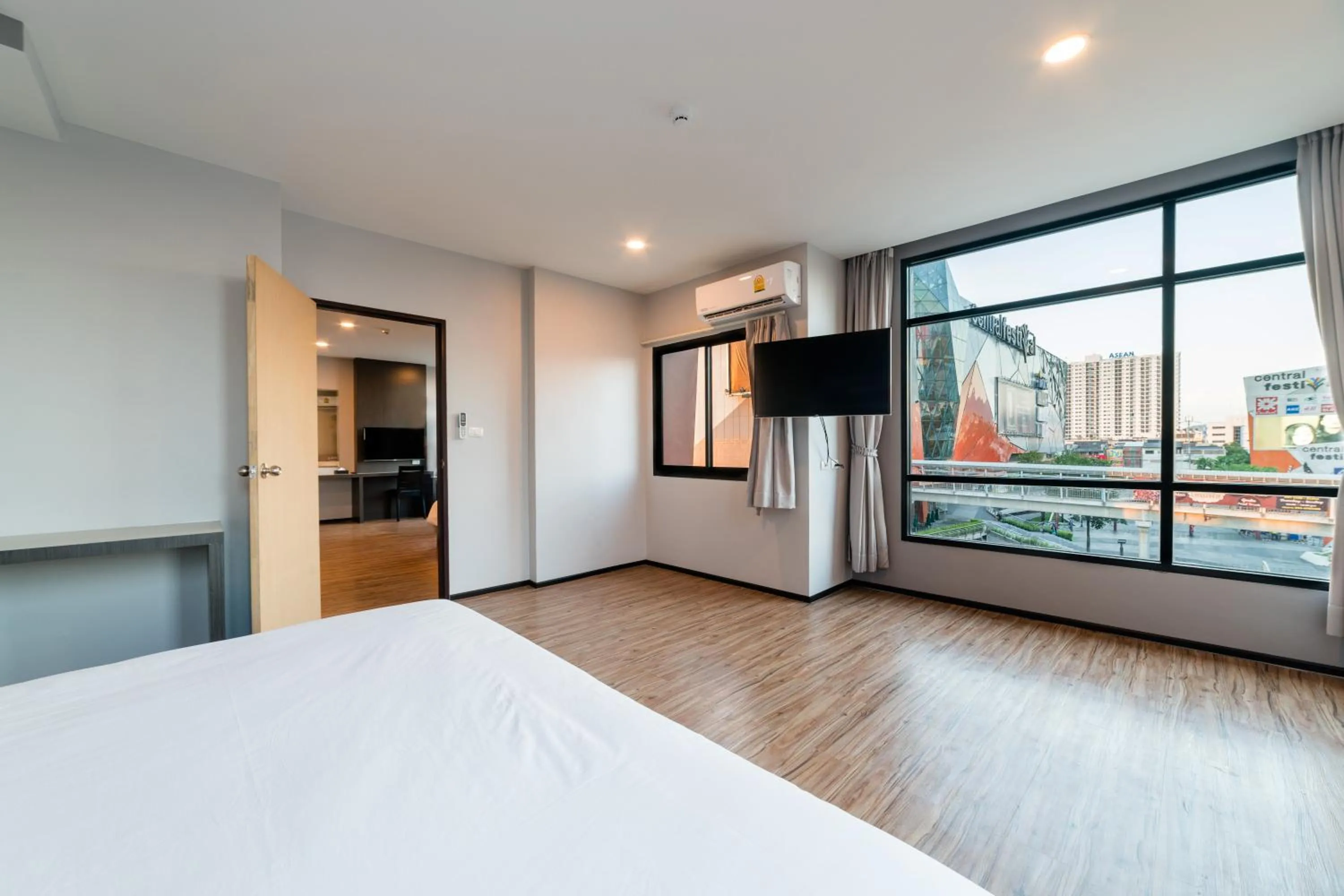 Bed in Z Sleep Hotel