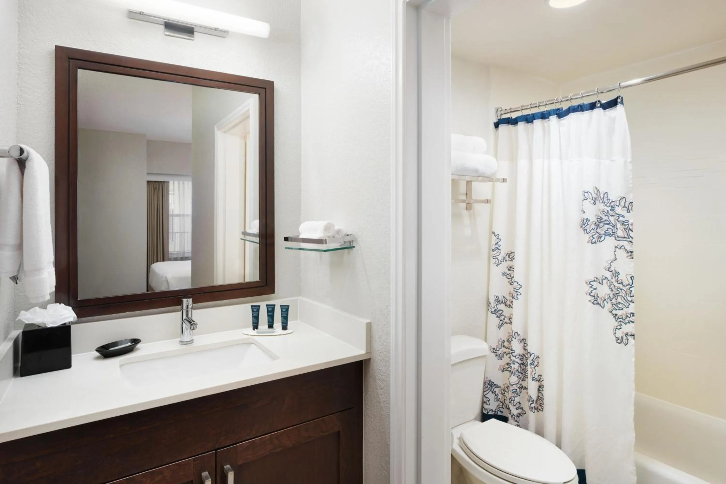 Bathroom in Residence Inn by Marriott Fort Lauderdale City of Plantation