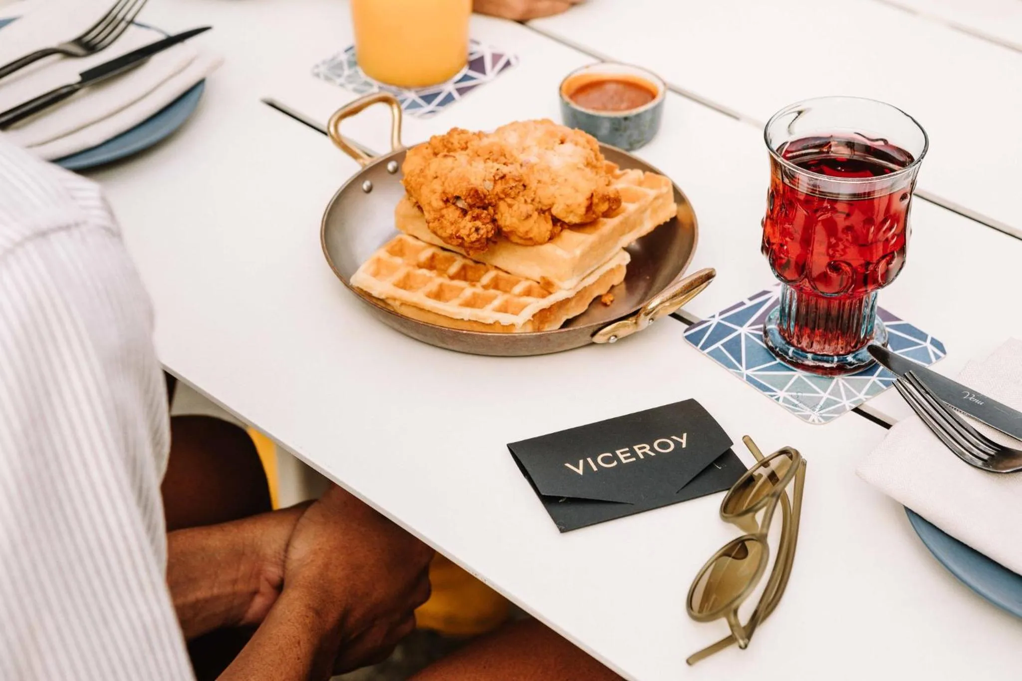 Restaurant/places to eat in Viceroy Santa Monica