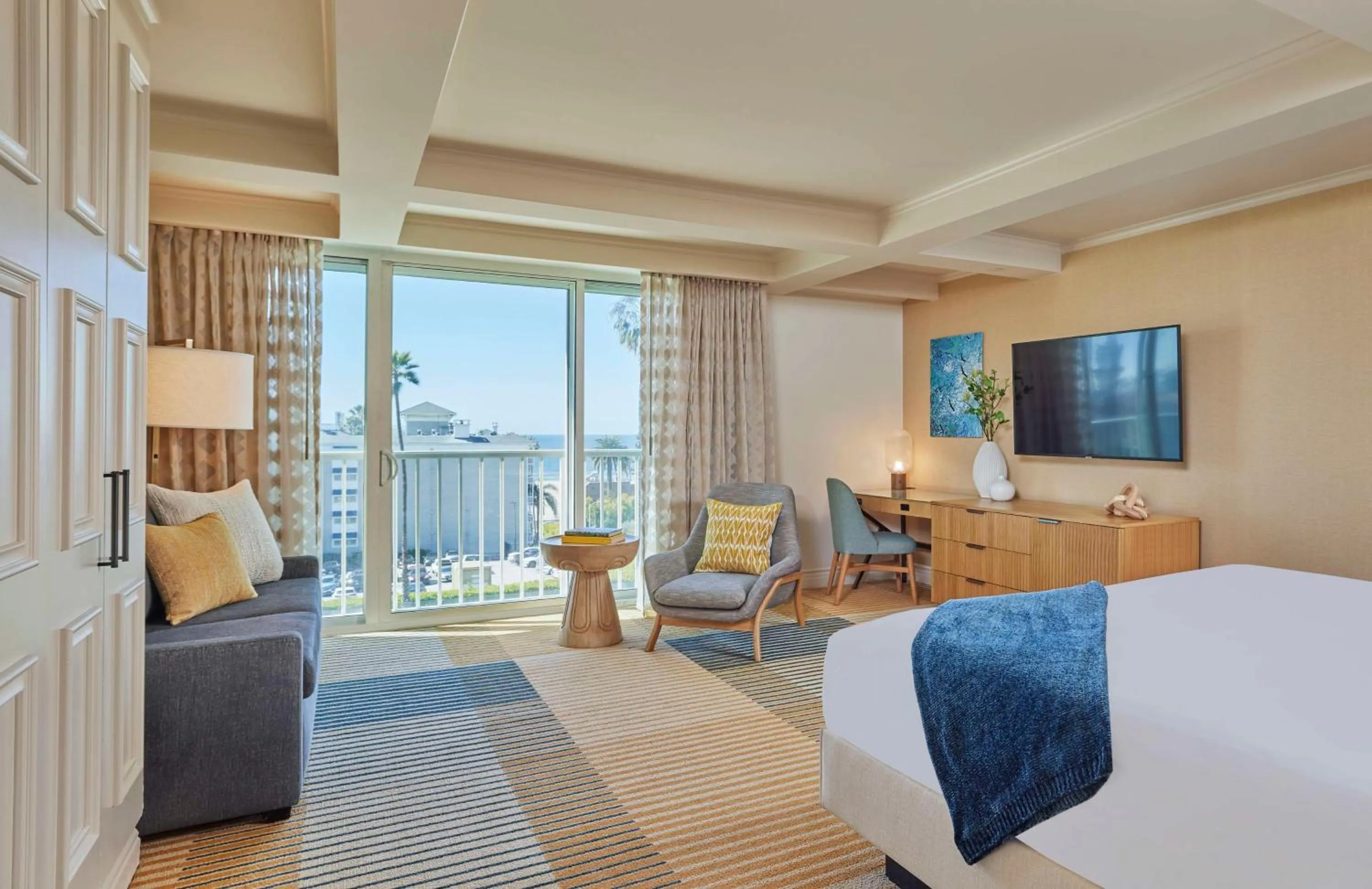 Bedroom, Bed in Viceroy Santa Monica